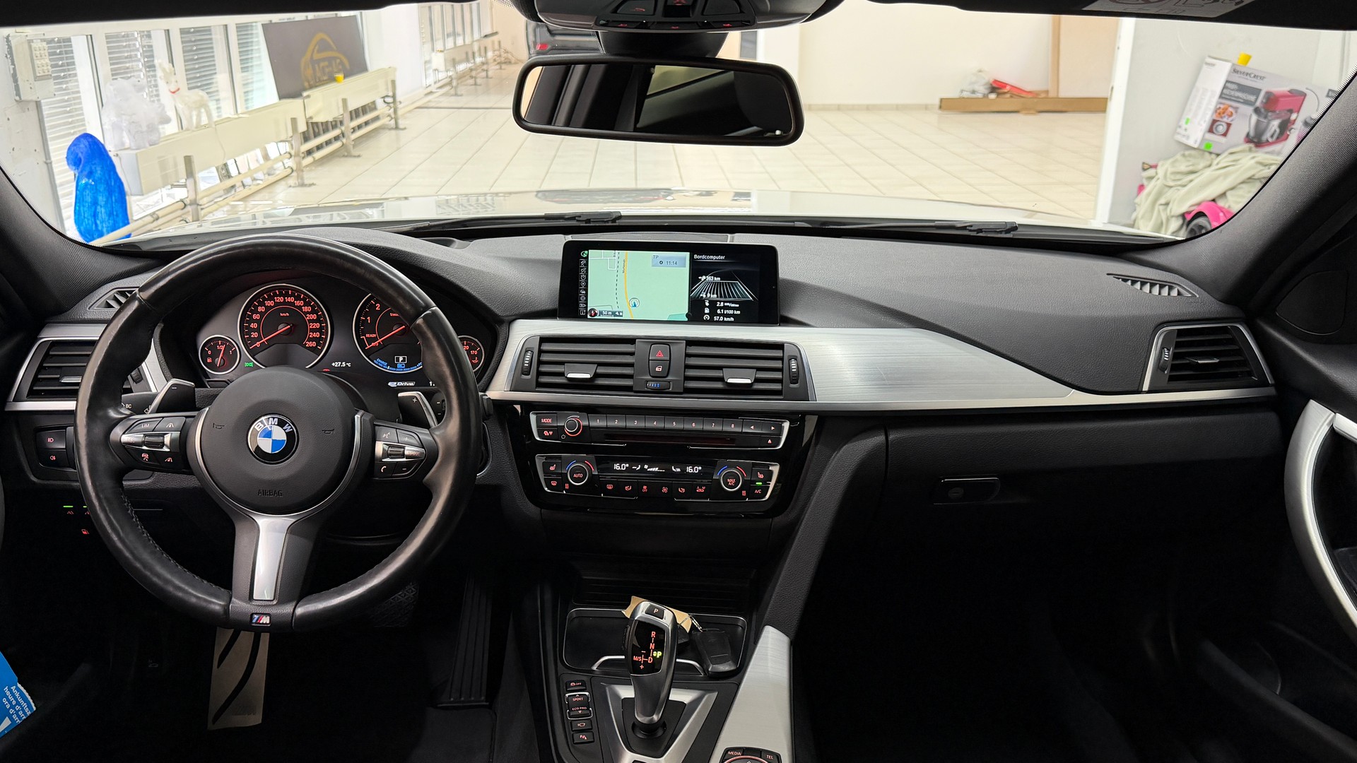 BMW 330e iPerformance M Sport Steptronic-image-8