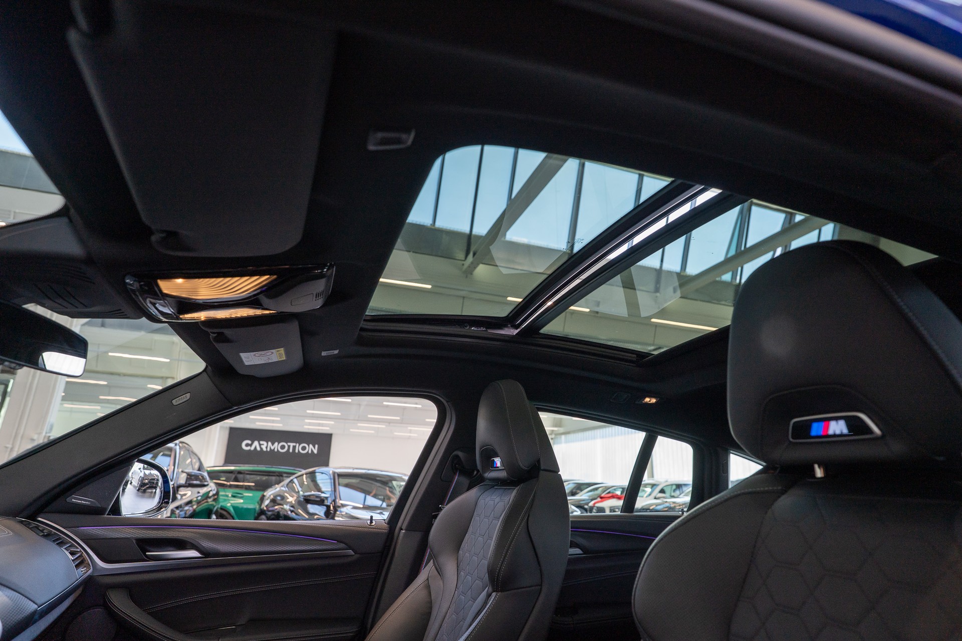 BMW X4 M Competition / HeadUp / Panorama / Rückfahrkamera /-image-9
