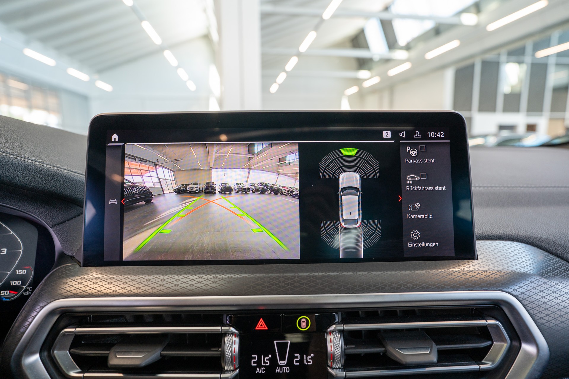 BMW X4 M Competition / HeadUp / Panorama / Rückfahrkamera /-image-23