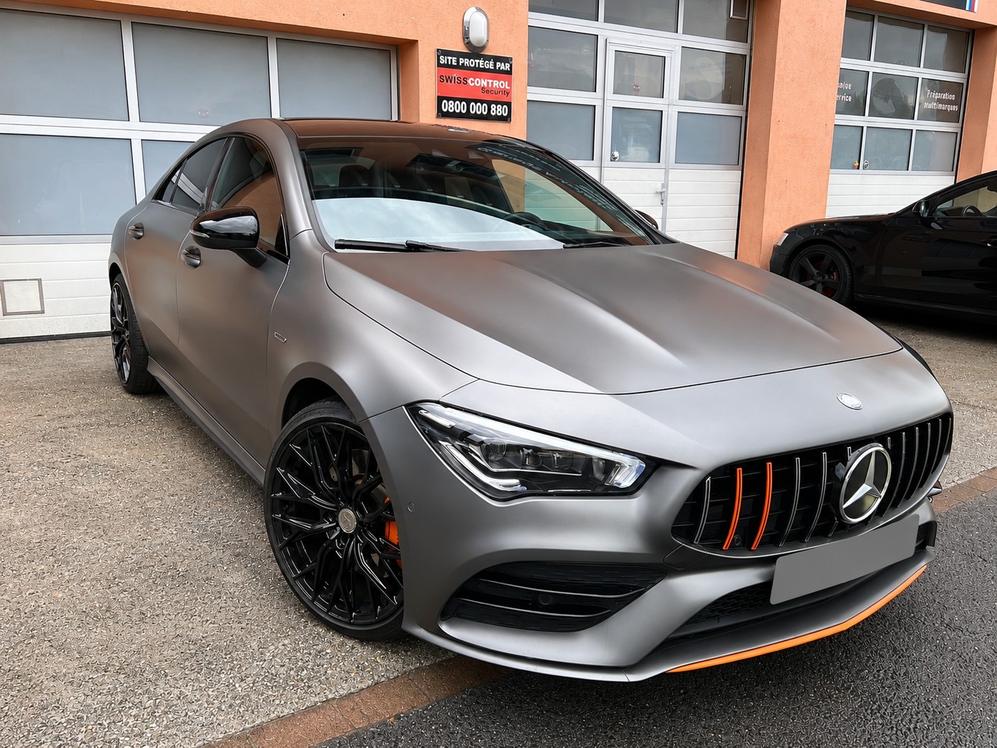 MERCEDES-BENZ CLA 250 AMG Line 7G-DCT-image-1