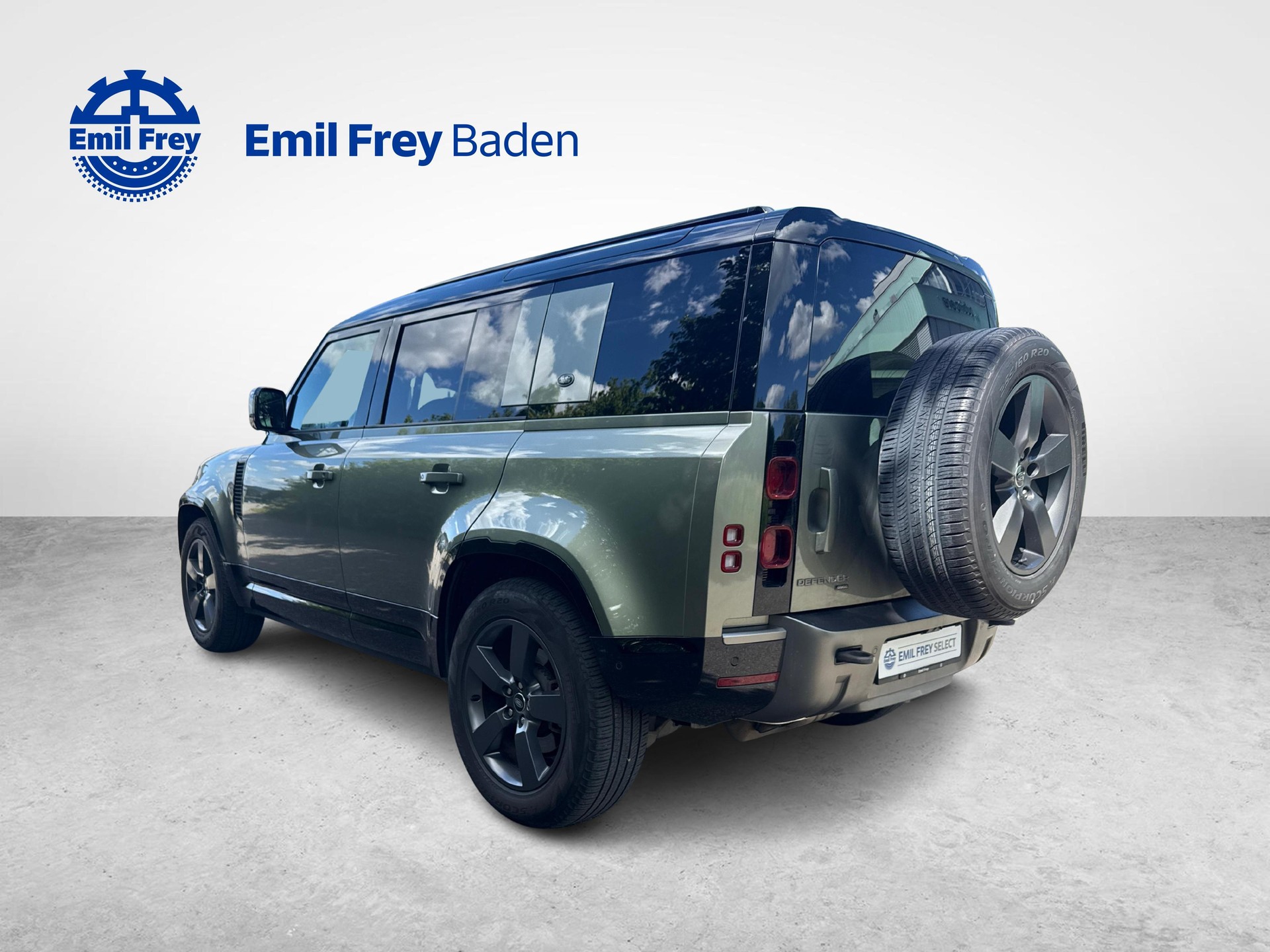 LAND ROVER Defender 110 3.0 D I6 300 X-Dynamic HSE mit Standheizung-image-2