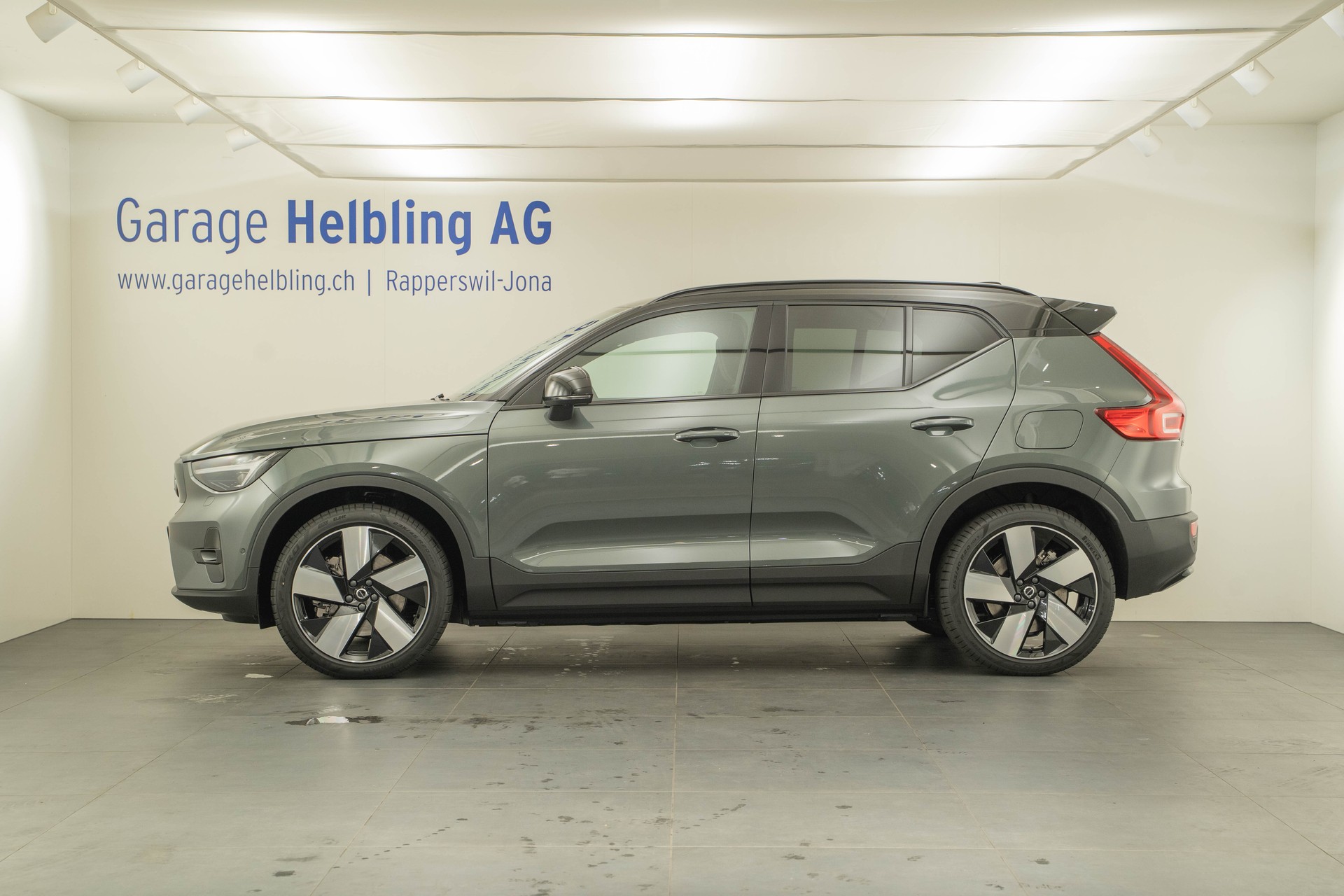 VOLVO EX40 Twin Performance Ultra AWD-image-2