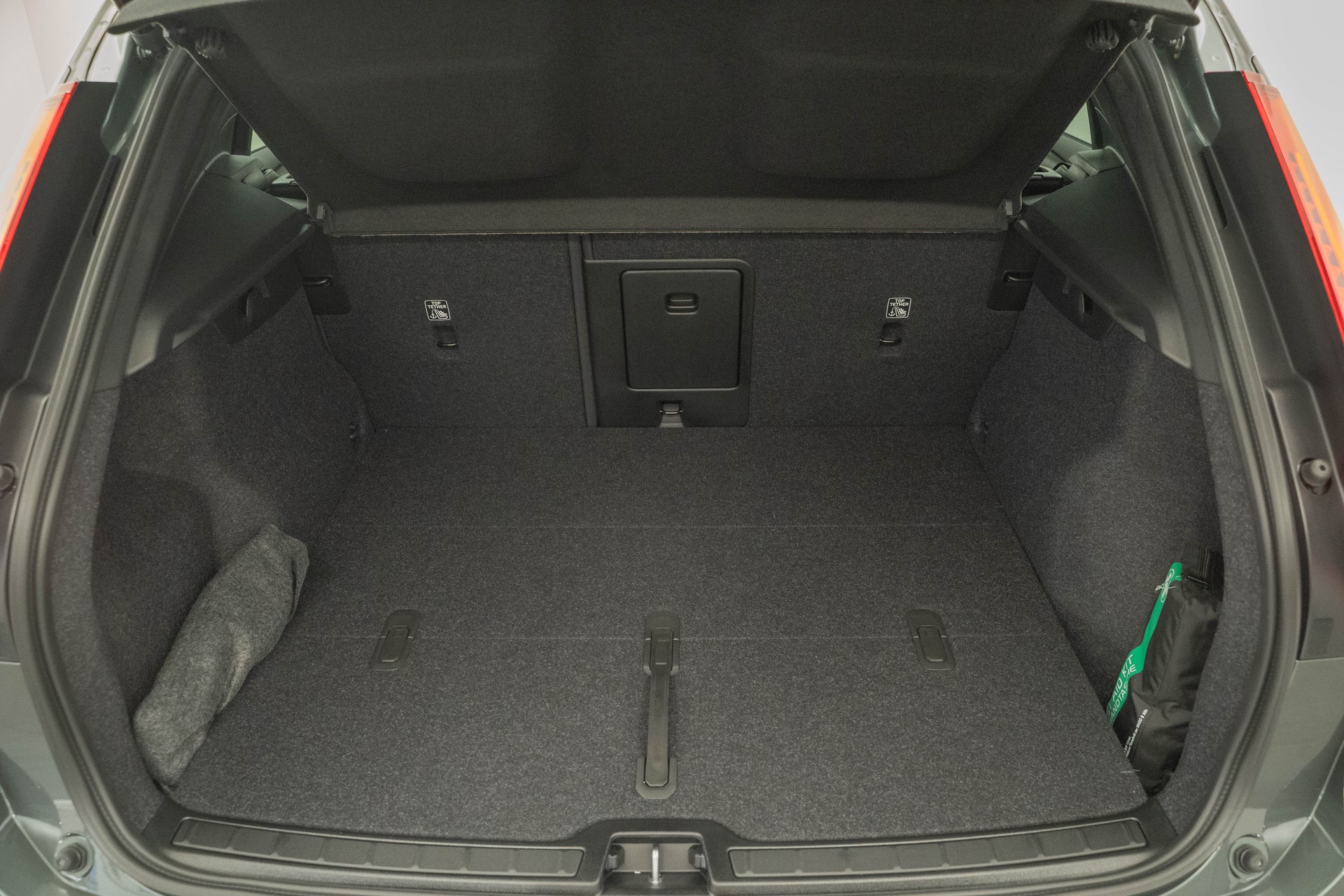 VOLVO EX40 Twin Performance Ultra AWD-image-4