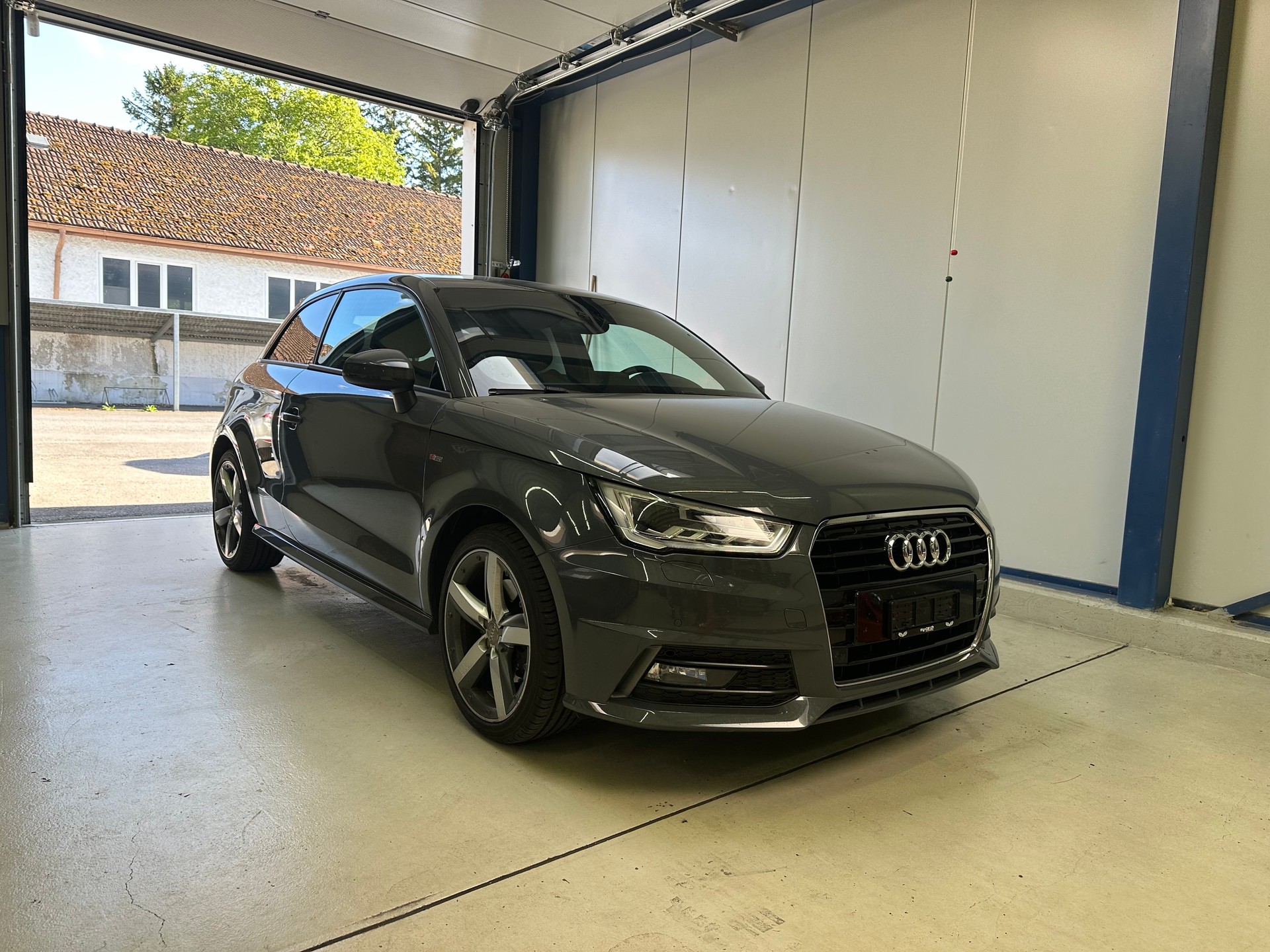 AUDI A1 1.4 TFSI Sport-image-0
