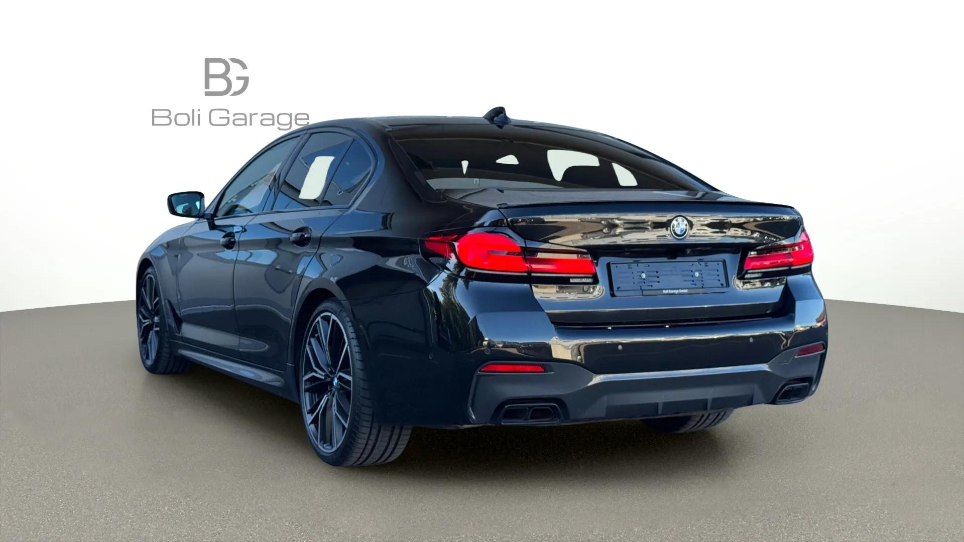 BMW M550i xDrive M Sport Pro Steptronic-image-2