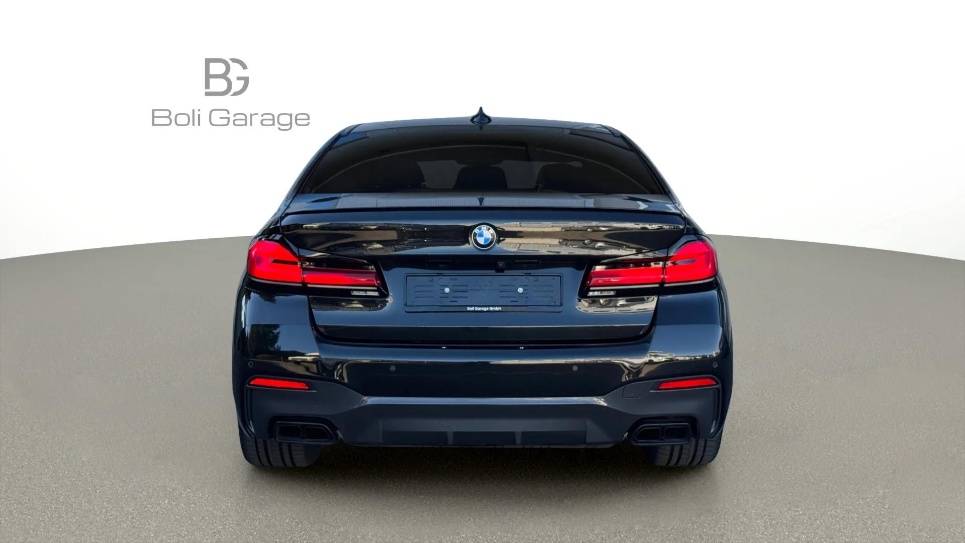 BMW M550i xDrive M Sport Pro Steptronic-image-3