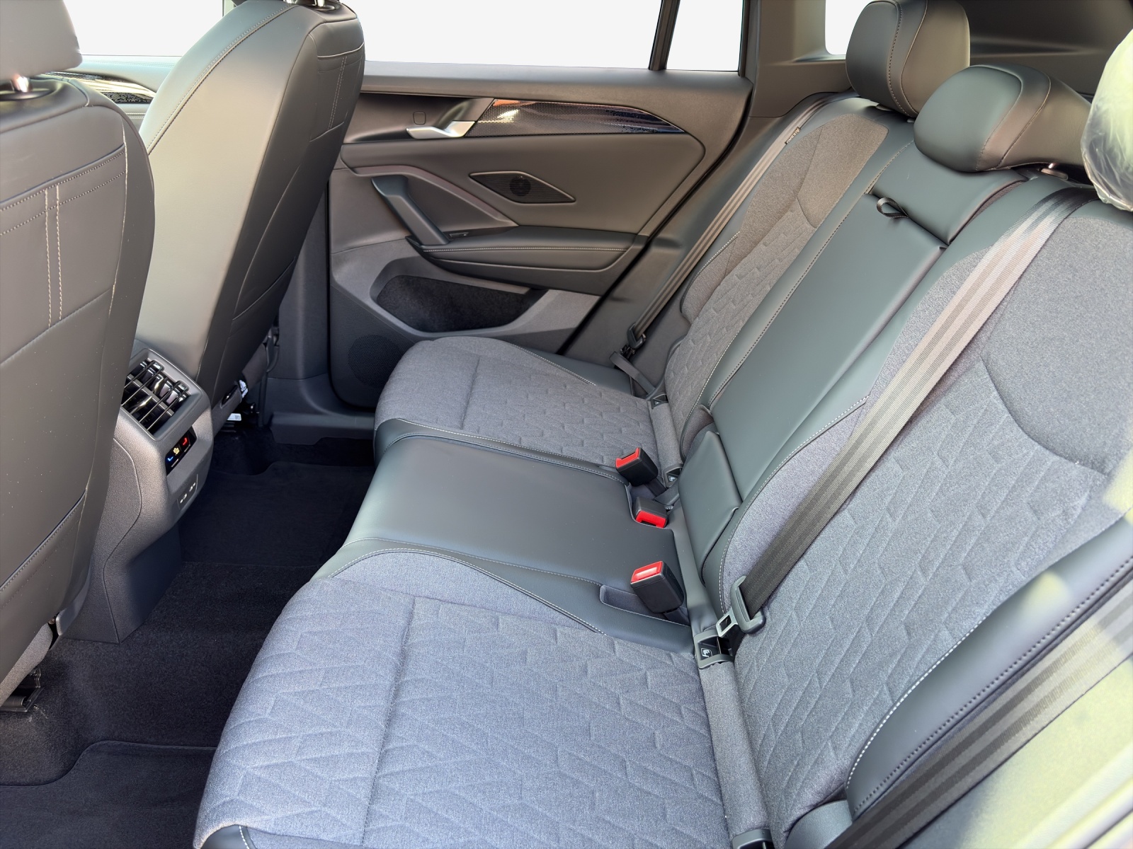 VW Tiguan 1.5 TSI evo2 mHEV Life DSG-image-11