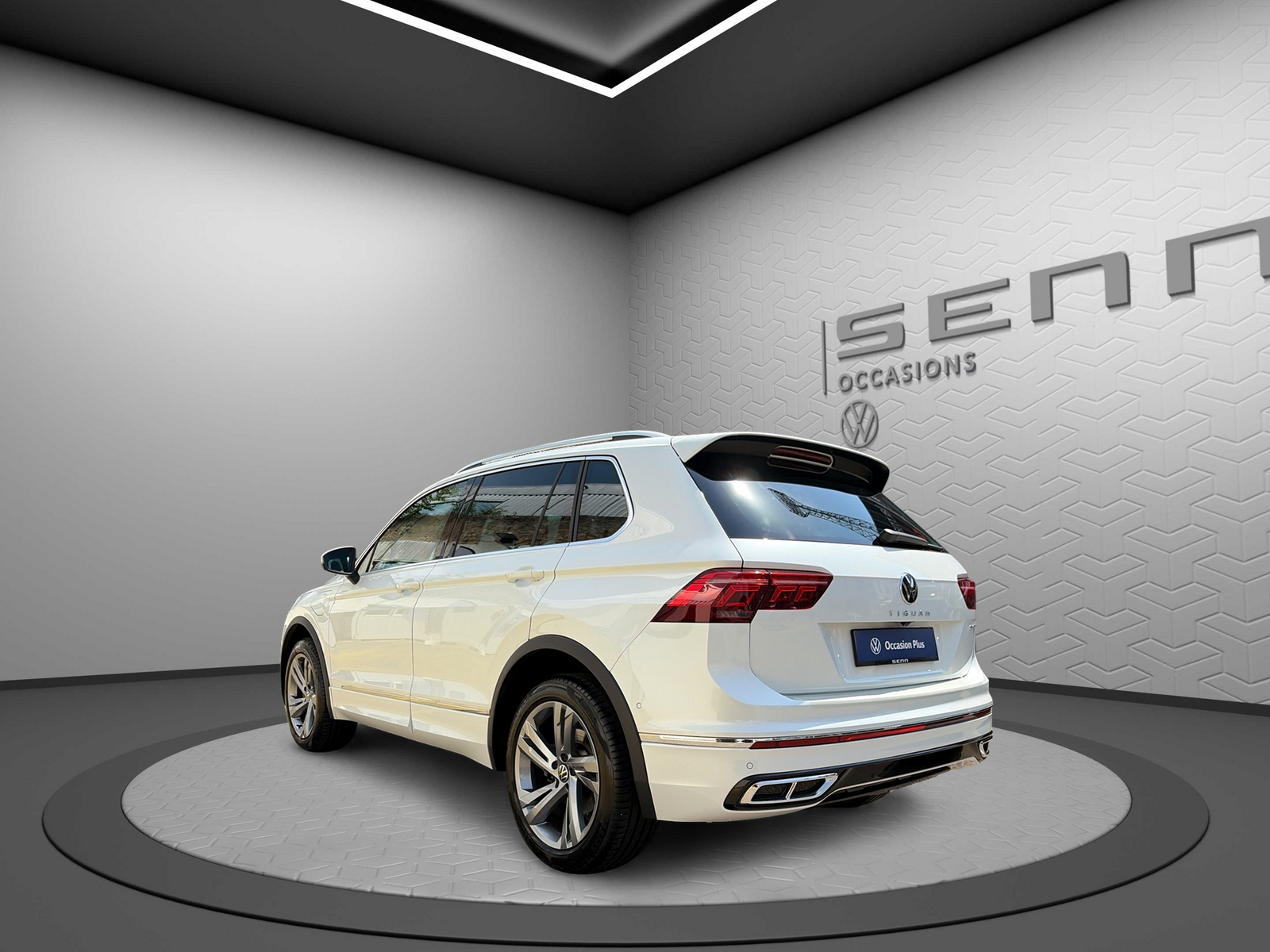 VW Tiguan 1.4TSI PHEV R-Line DSG-image-3