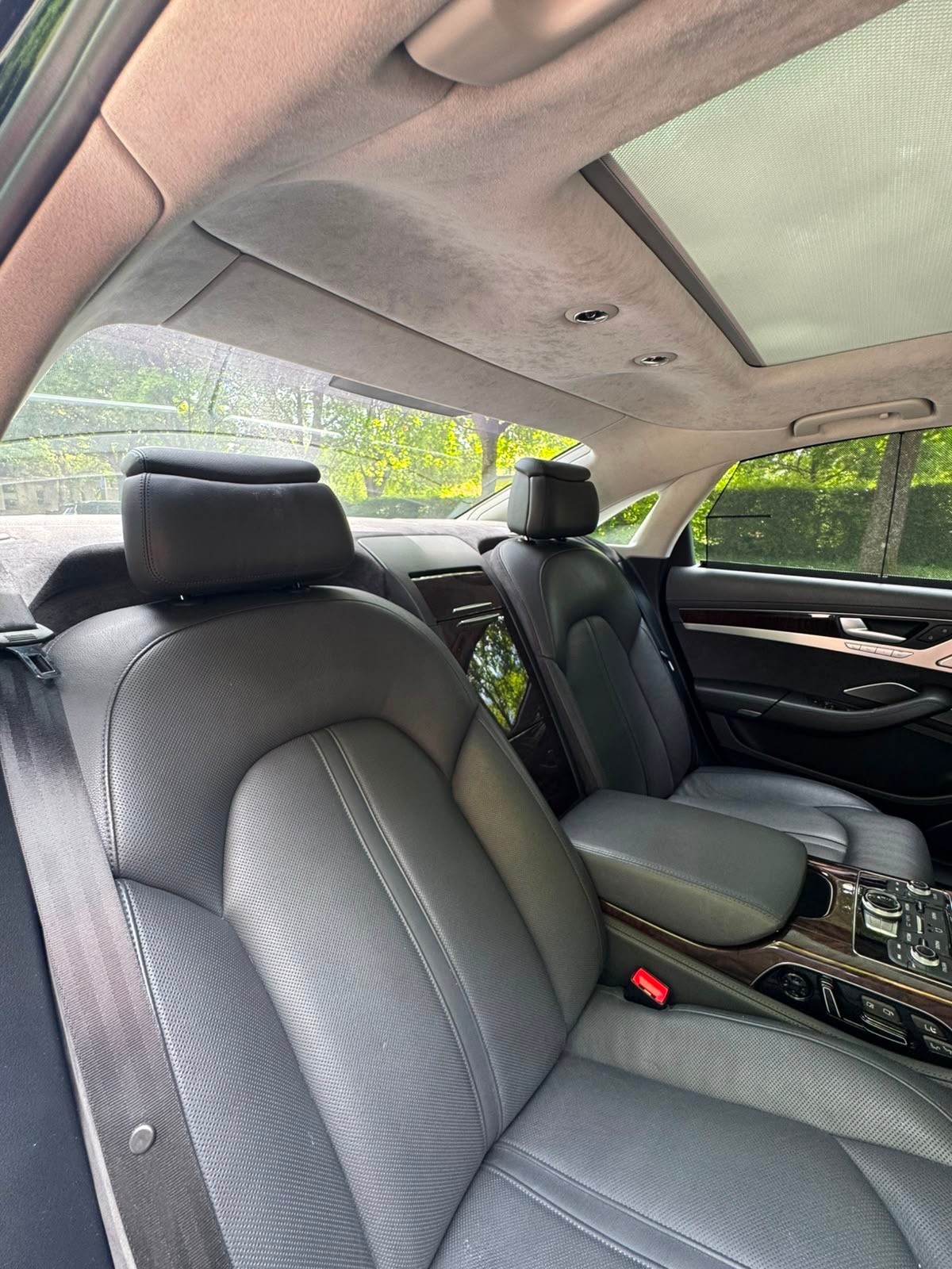 AUDI A8 L 3.0 TDI quattro tiptronic-image-11