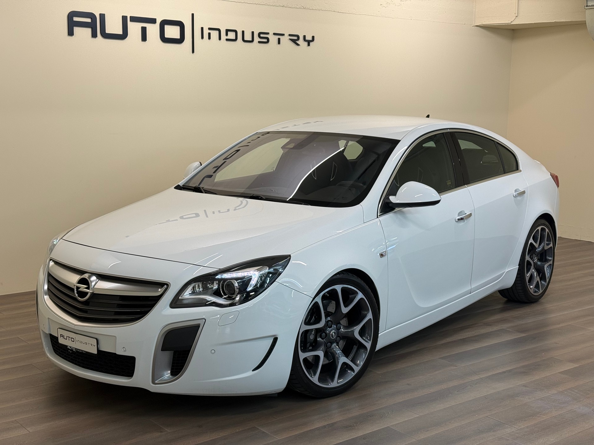 OPEL Insignia 2.8 Turbo OPC 4WD Automatic-image-0