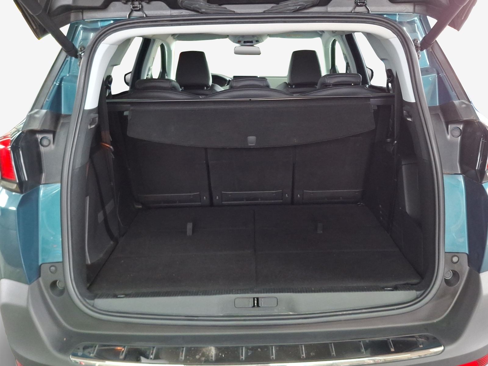 PEUGEOT 5008 1.2 Pure Tech Allure EAT8-image-12