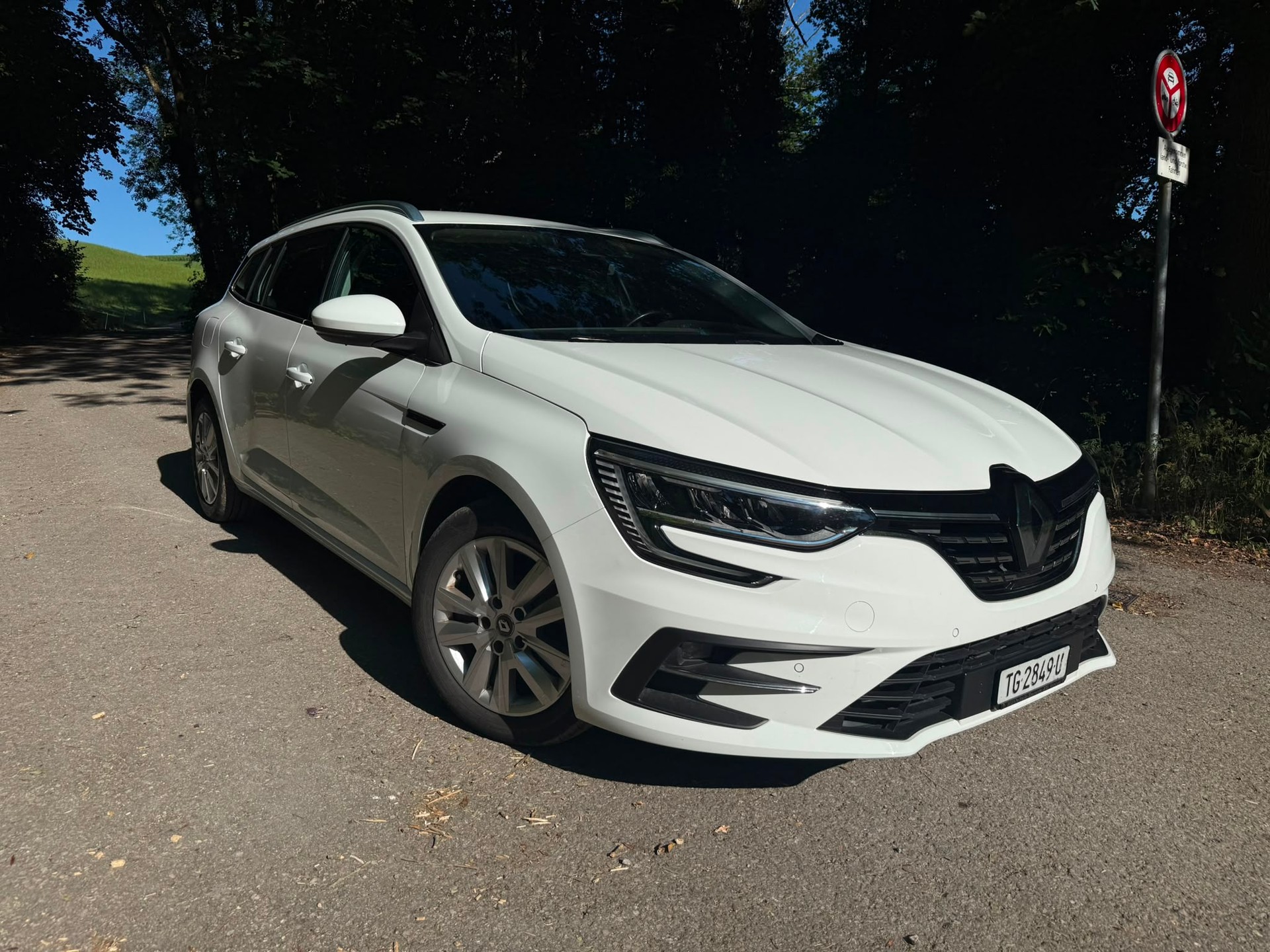 RENAULT Mégane Grandtour 1.5 dCi Business EDC-image-3
