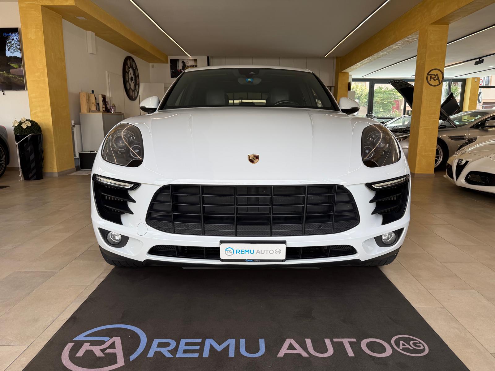 PORSCHE Macan S PDK-image-8