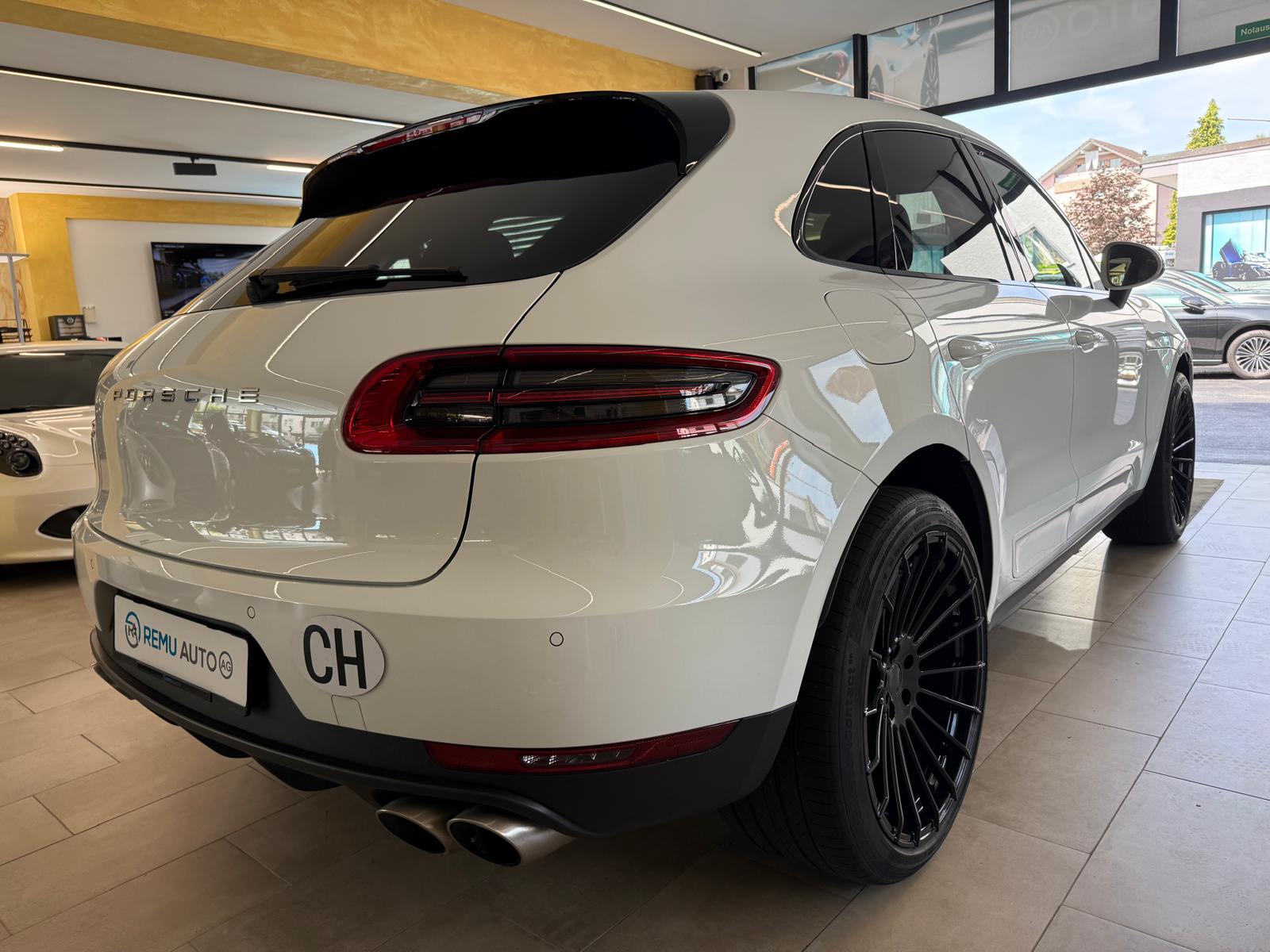 PORSCHE Macan S PDK-image-2