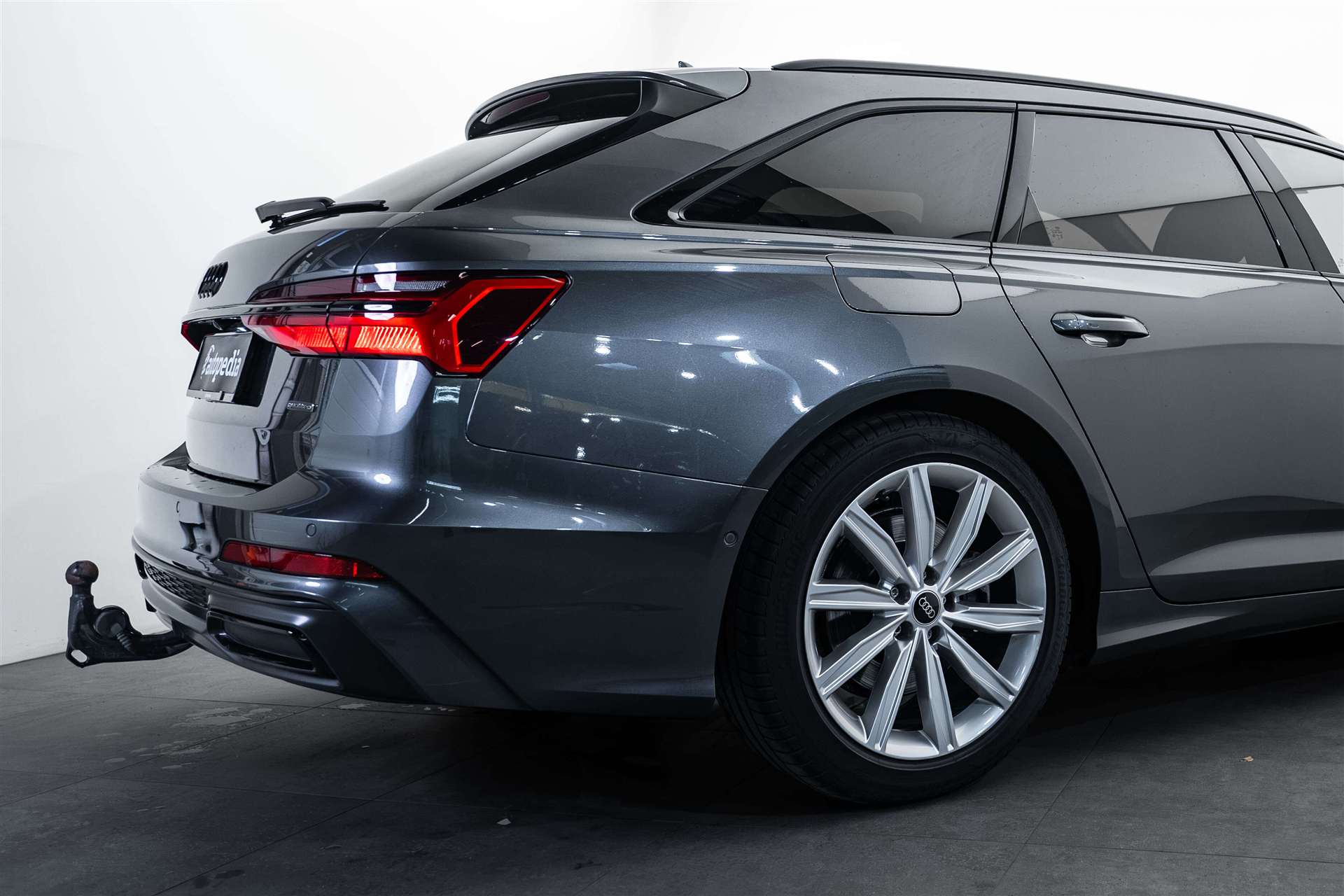 AUDI A6 Avant 45 TFSI S-Line S-tronic quattro-showroom-element-3