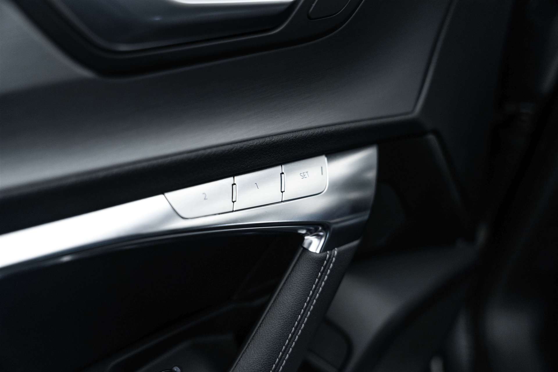 AUDI A6 Avant 45 TFSI S-Line S-tronic quattro-image-15