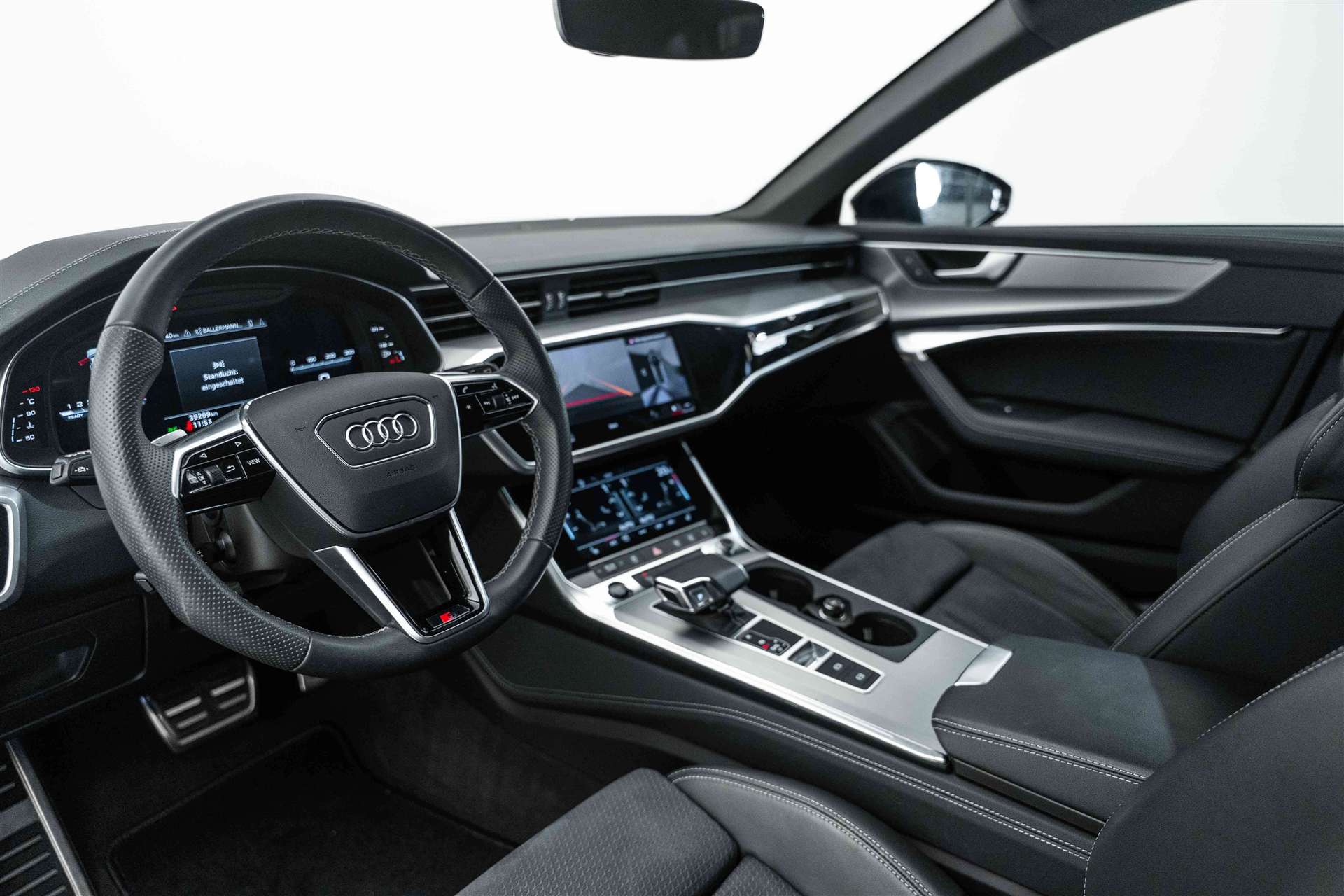 AUDI A6 Avant 45 TFSI S-Line S-tronic quattro-image-8
