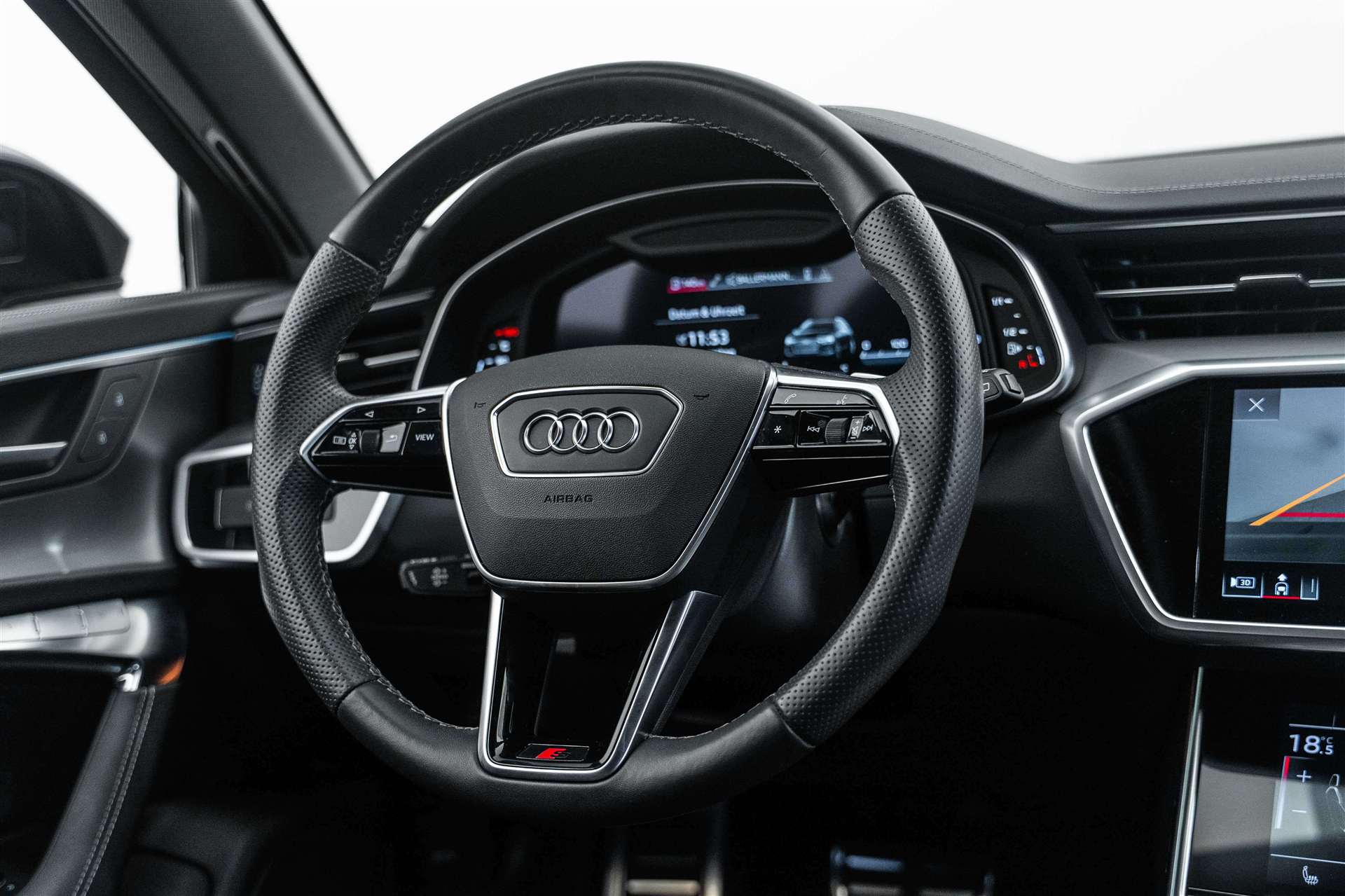 AUDI A6 Avant 45 TFSI S-Line S-tronic quattro-image-10