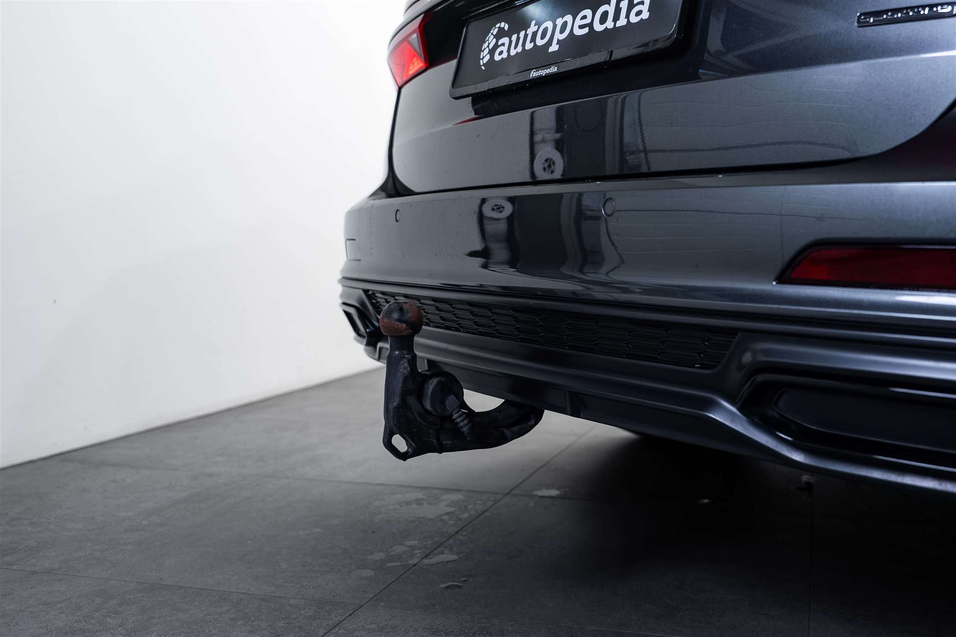 AUDI A6 Avant 45 TFSI S-Line S-tronic quattro-image-4