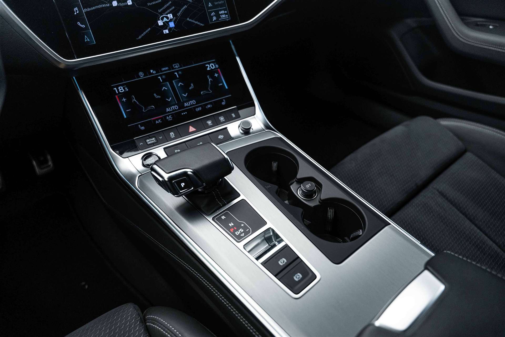 AUDI A6 Avant 45 TFSI S-Line S-tronic quattro-image-27