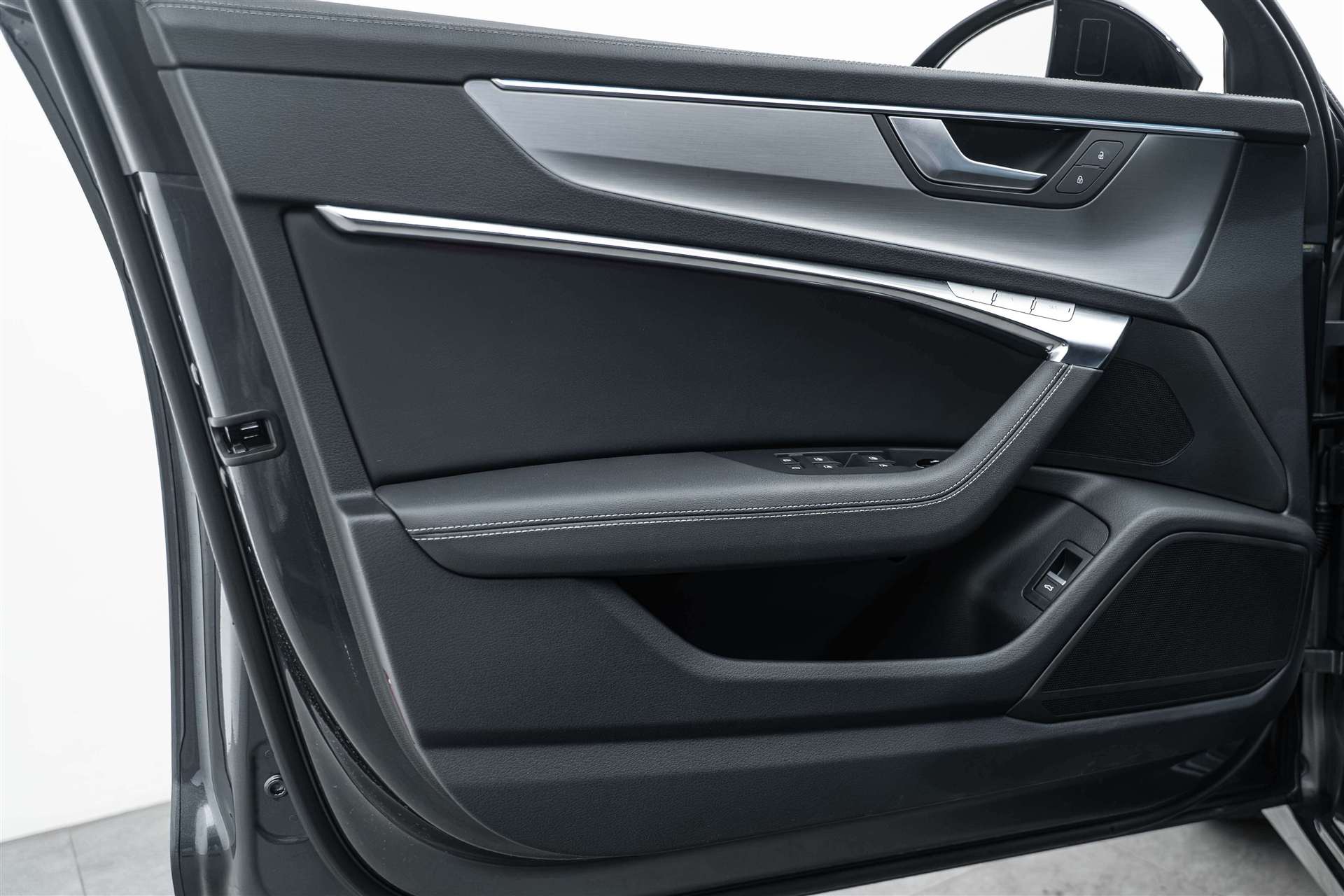 AUDI A6 Avant 45 TFSI S-Line S-tronic quattro-image-7