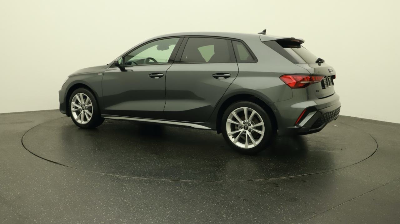 AUDI A3 Sportback 35 TFSI S line S-tronic-image-2