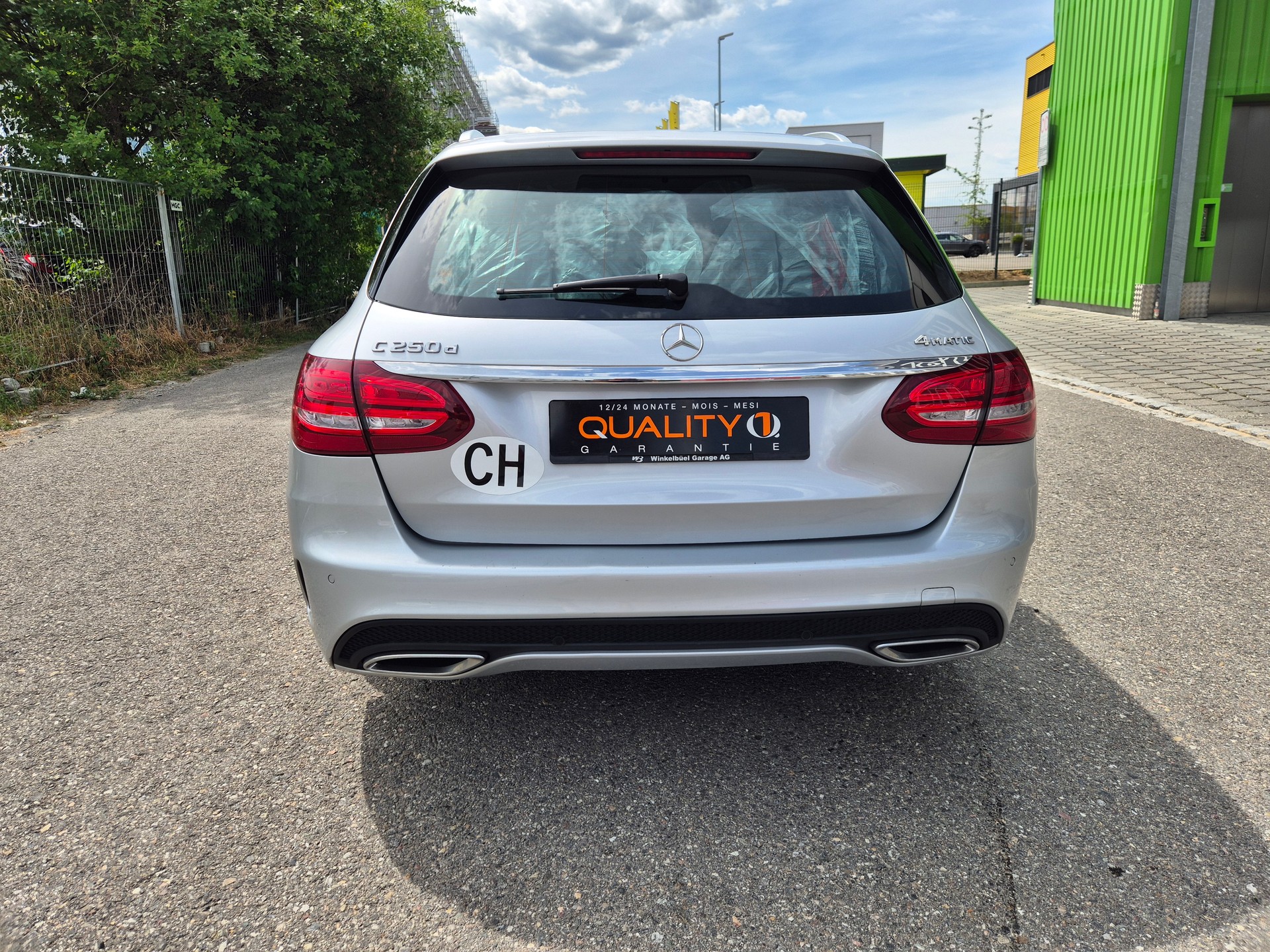 MERCEDES-BENZ C 250 d Swiss Star AMG Line 4Matic 9G-Tronic-image-3