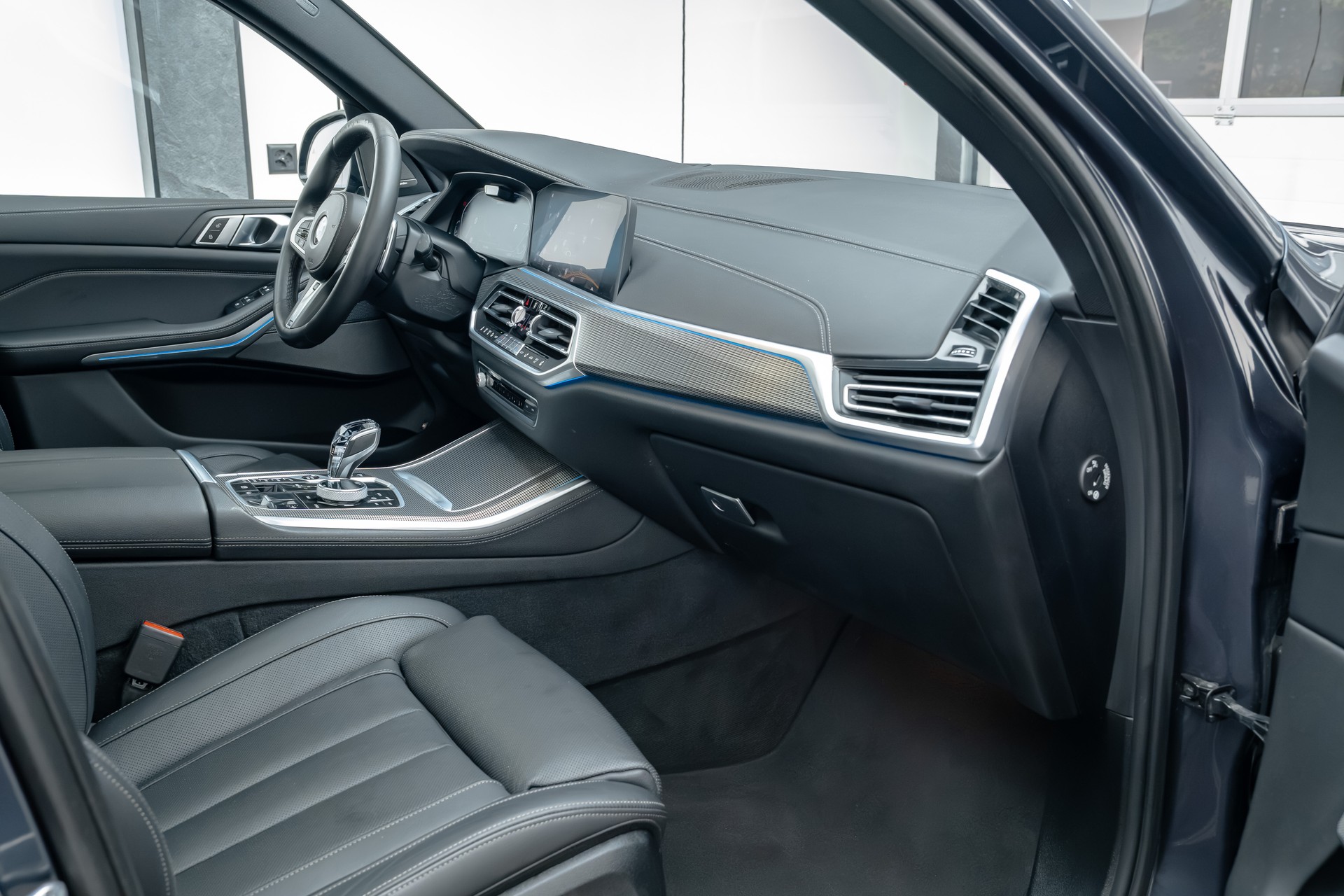 BMW X5 xDrive 45e M Sport Steptronic-image-7