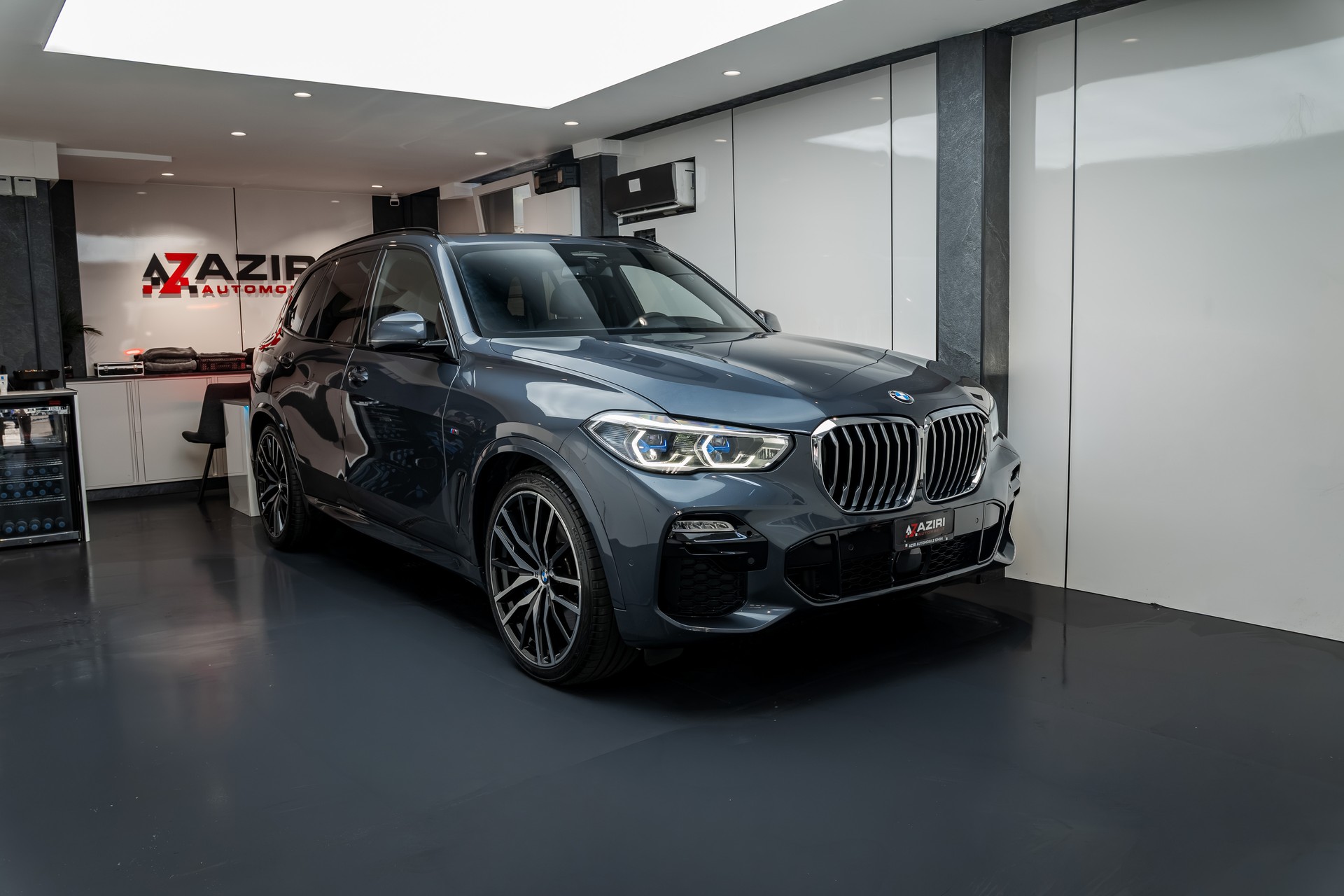 BMW X5 xDrive 45e M Sport Steptronic-image-2