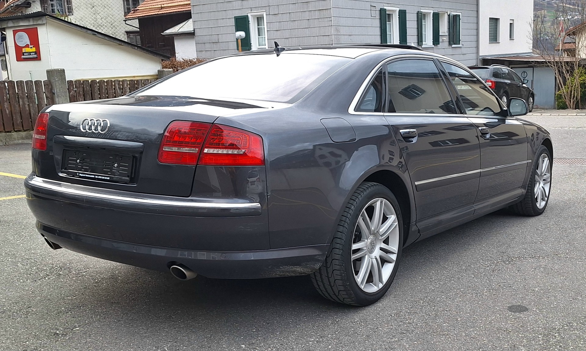 AUDI A8 L 4.2 TDI quattro tiptronic-image-6