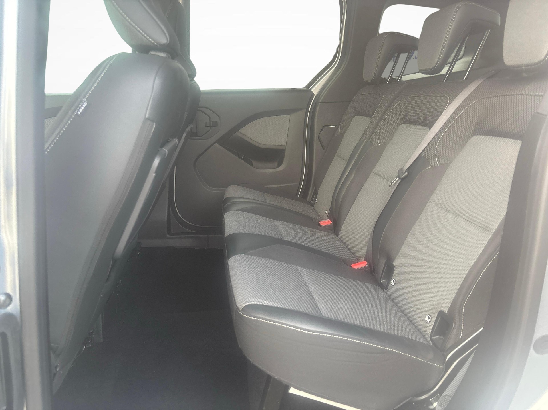 RENAULT Kangoo Kombi 1.3 TCe 130 techno-image-9