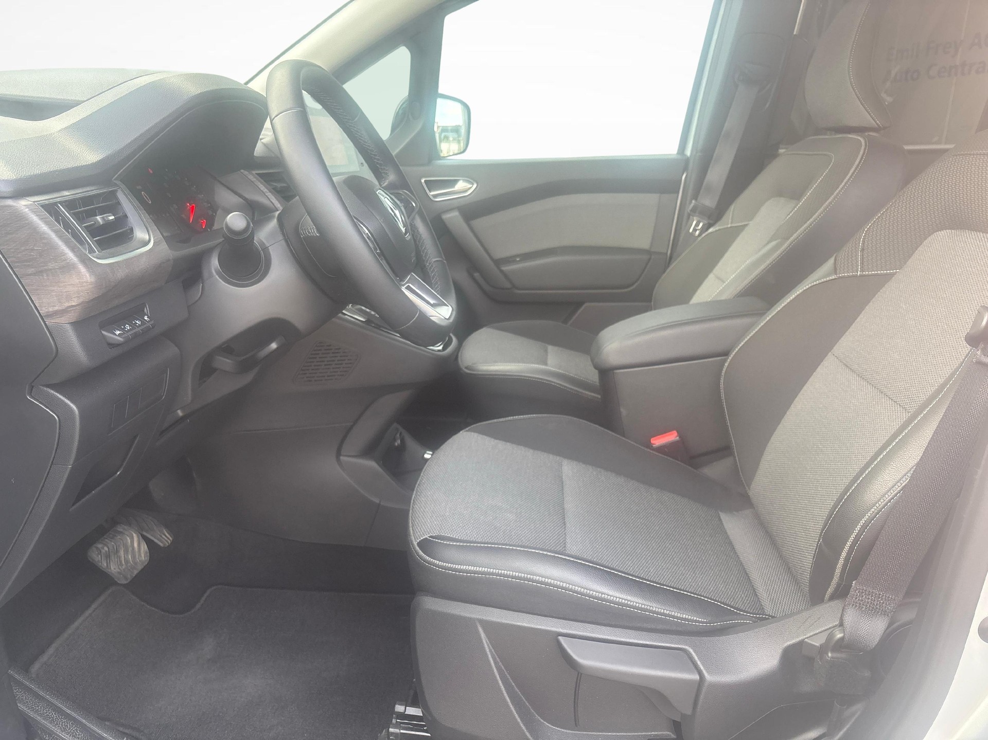 RENAULT Kangoo Kombi 1.3 TCe 130 techno-image-8