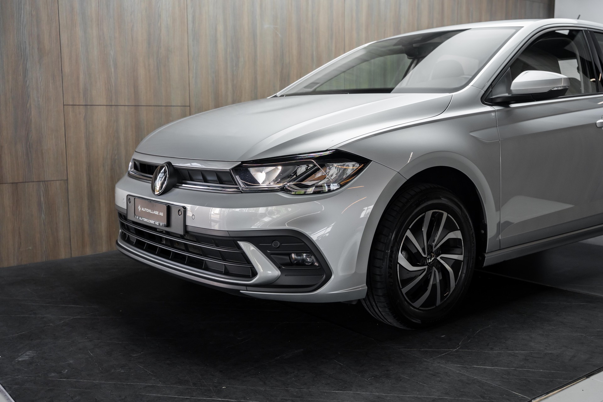 VW Polo 1.0 TSI Life DSG-image-21
