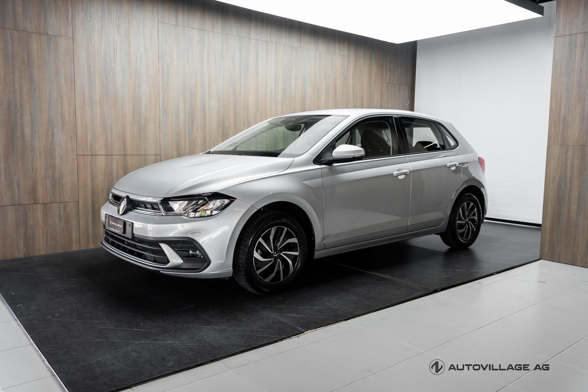 VW Polo 1.0 TSI Life DSG-image-0