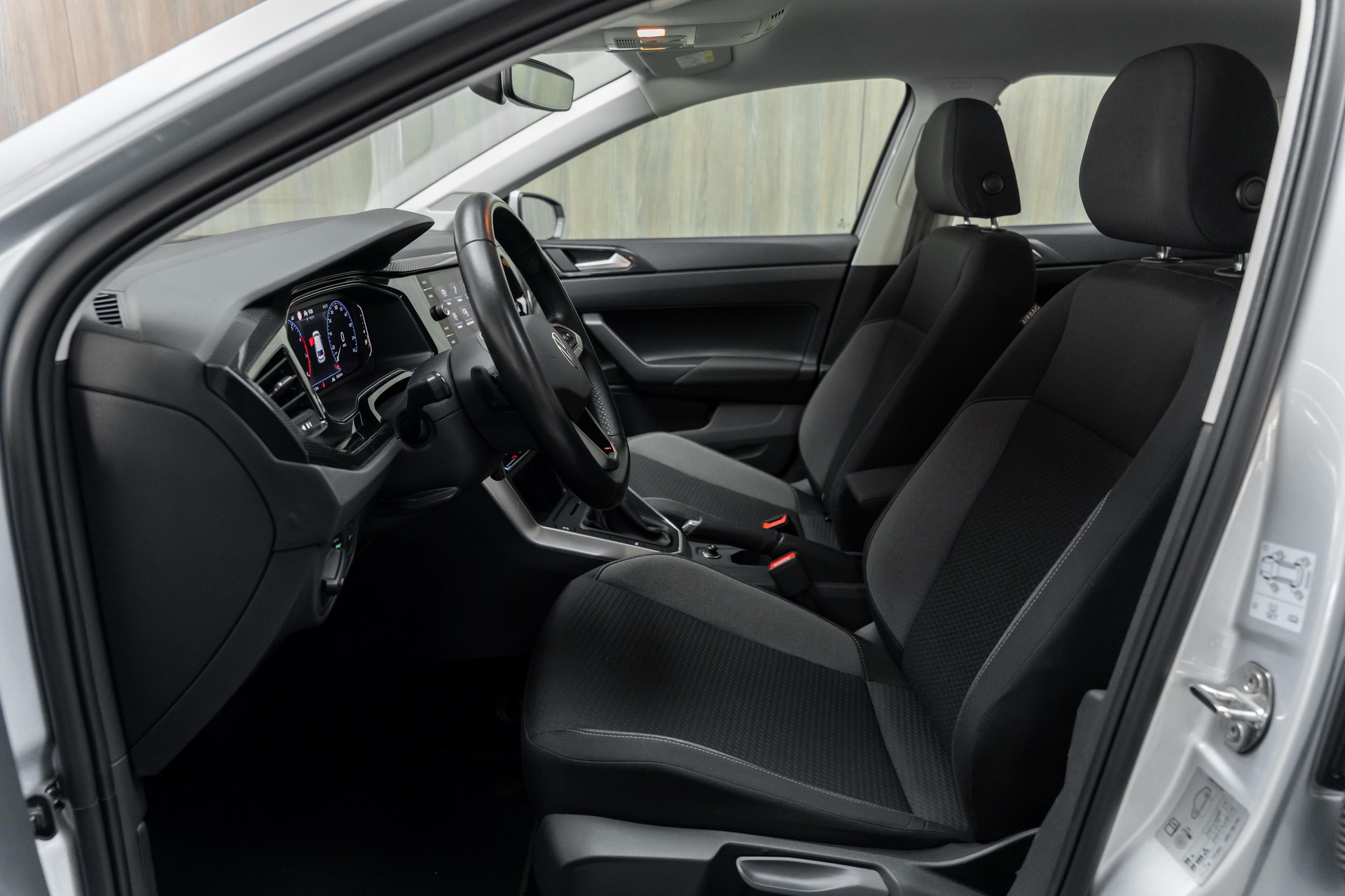 VW Polo 1.0 TSI Life DSG-image-4