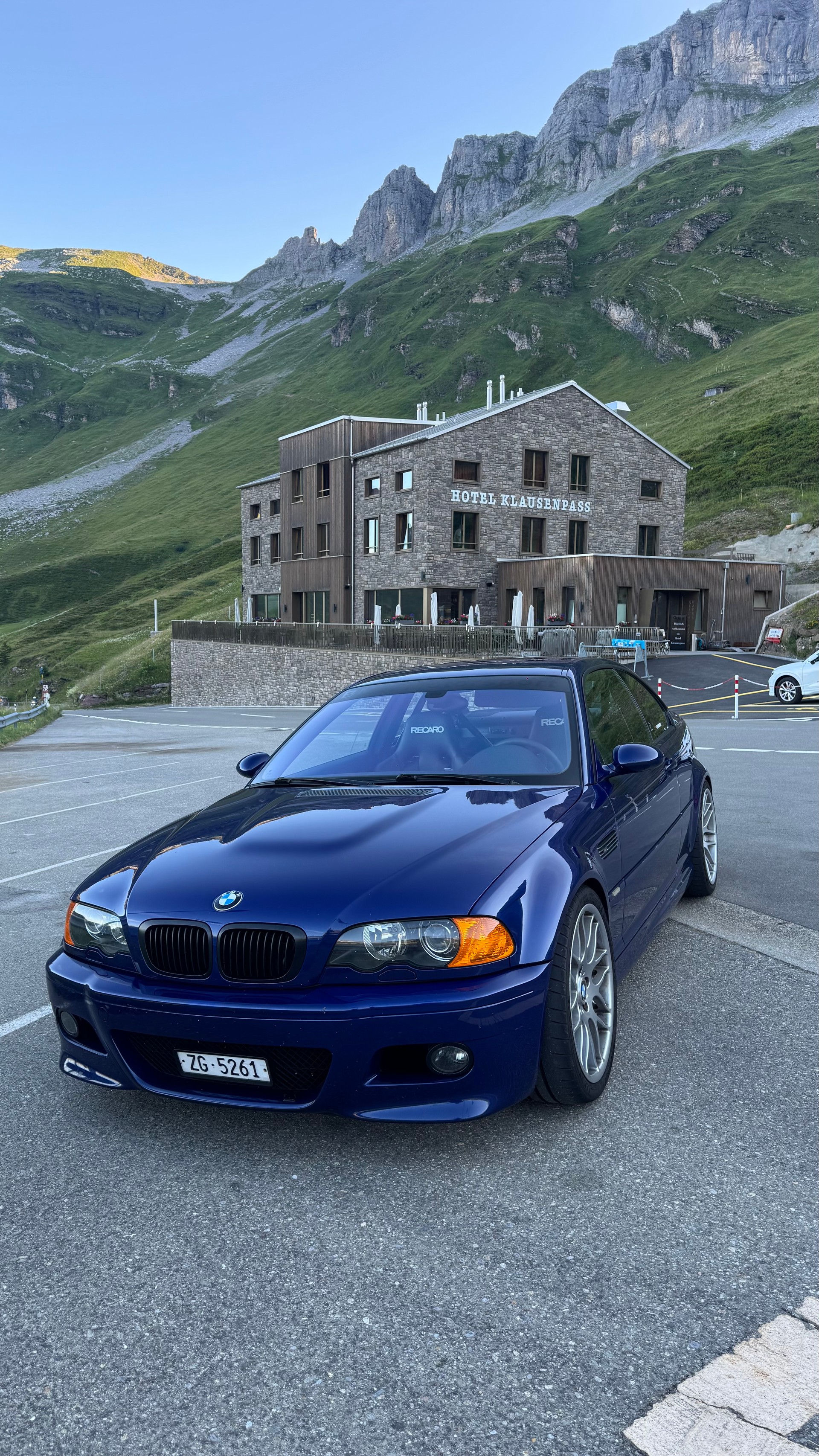 BMW M3-image-5