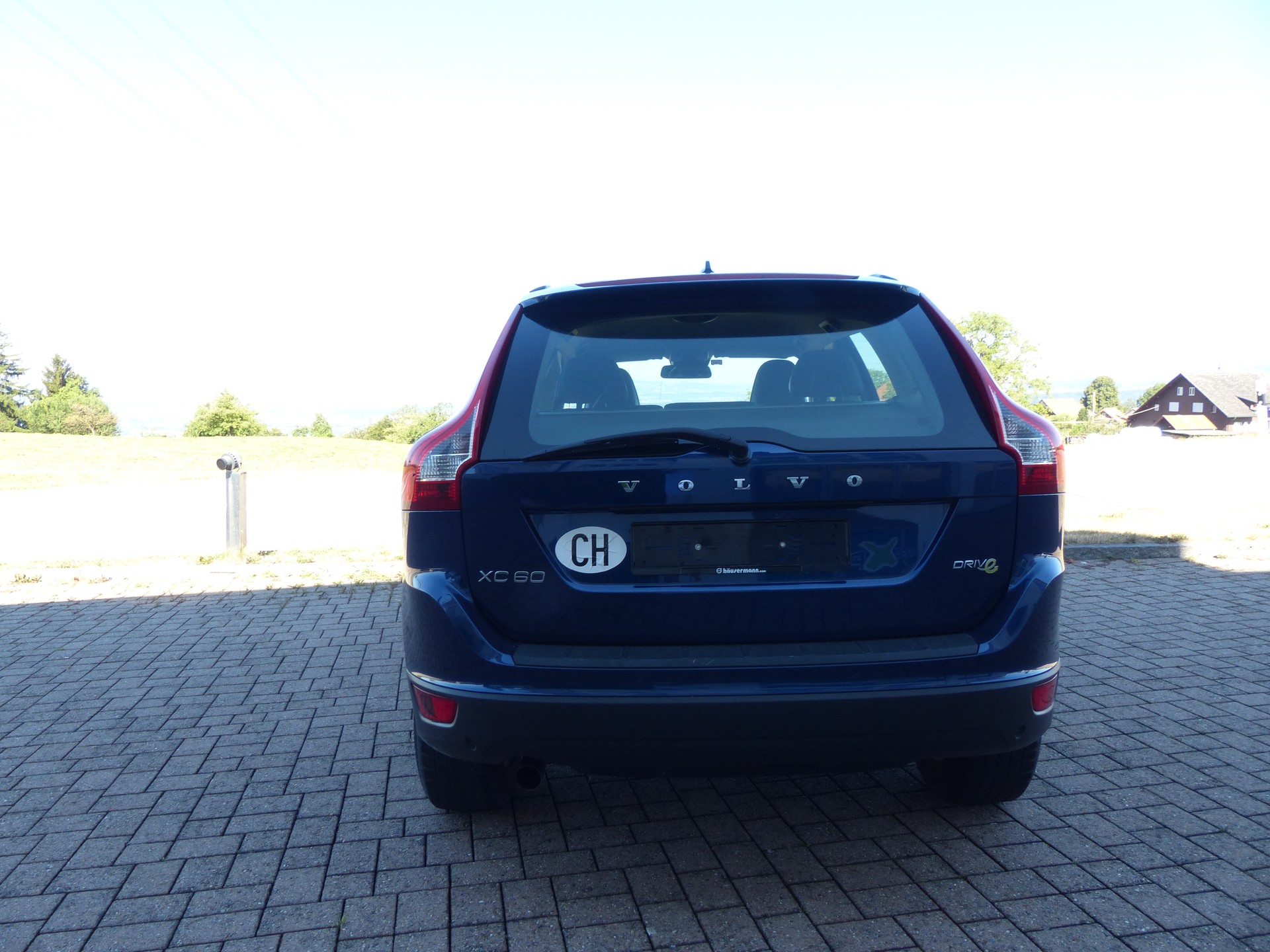 VOLVO XC60 D4 OceanRace-image-3