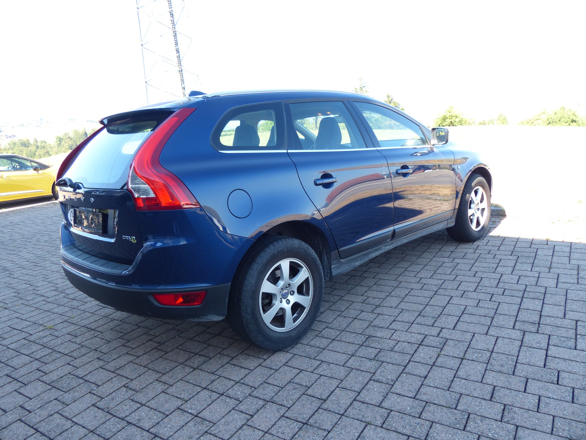 VOLVO XC60 D4 OceanRace-image-5