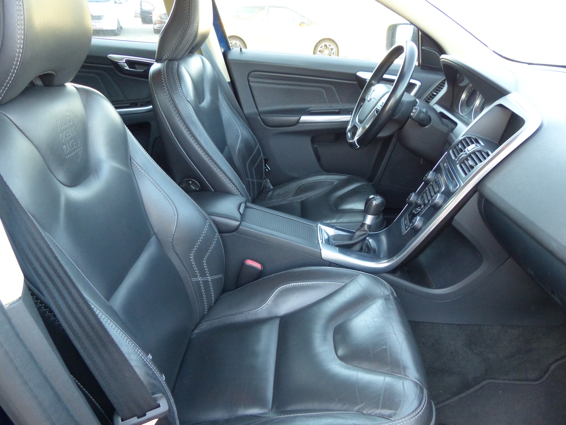 VOLVO XC60 D4 OceanRace-image-22