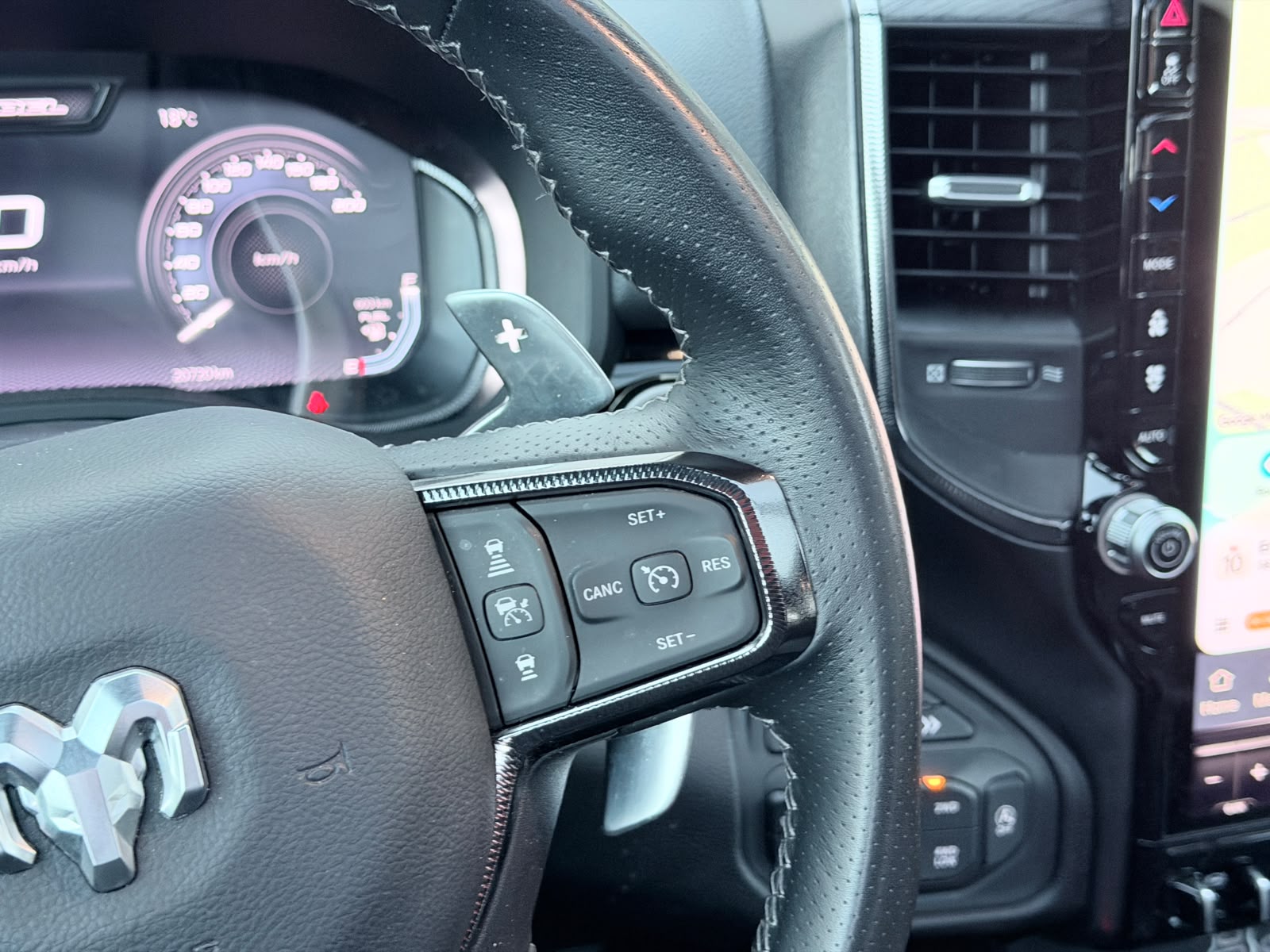 DODGE RAM REBEL 3.0 TWIN TURBO HURRICANE 420 PS 4x4-image-11