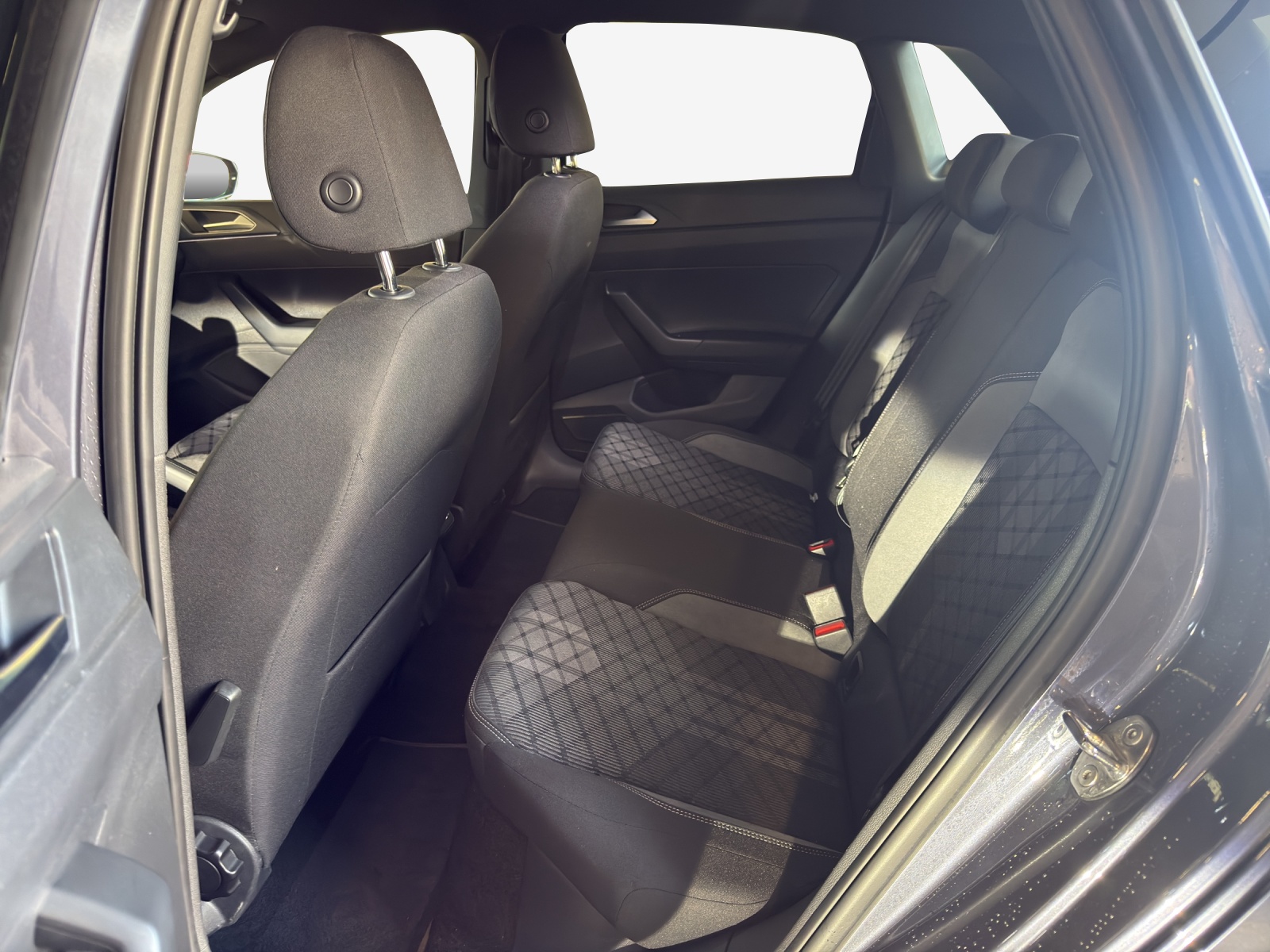 VW Polo 1.0 TSI R-Line DSG-image-11
