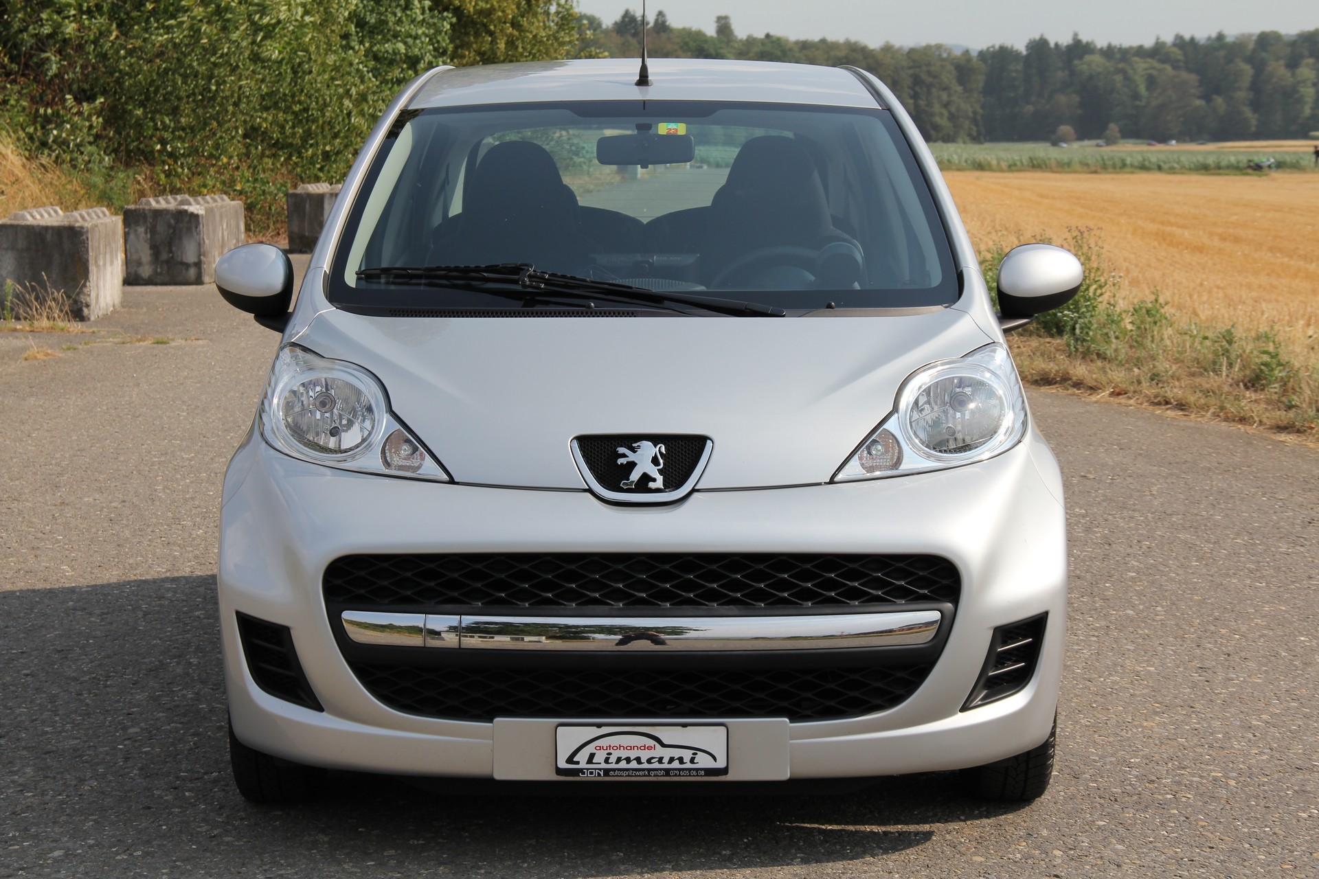 PEUGEOT 107 1.0 Swiss Edition BMP5-image-2