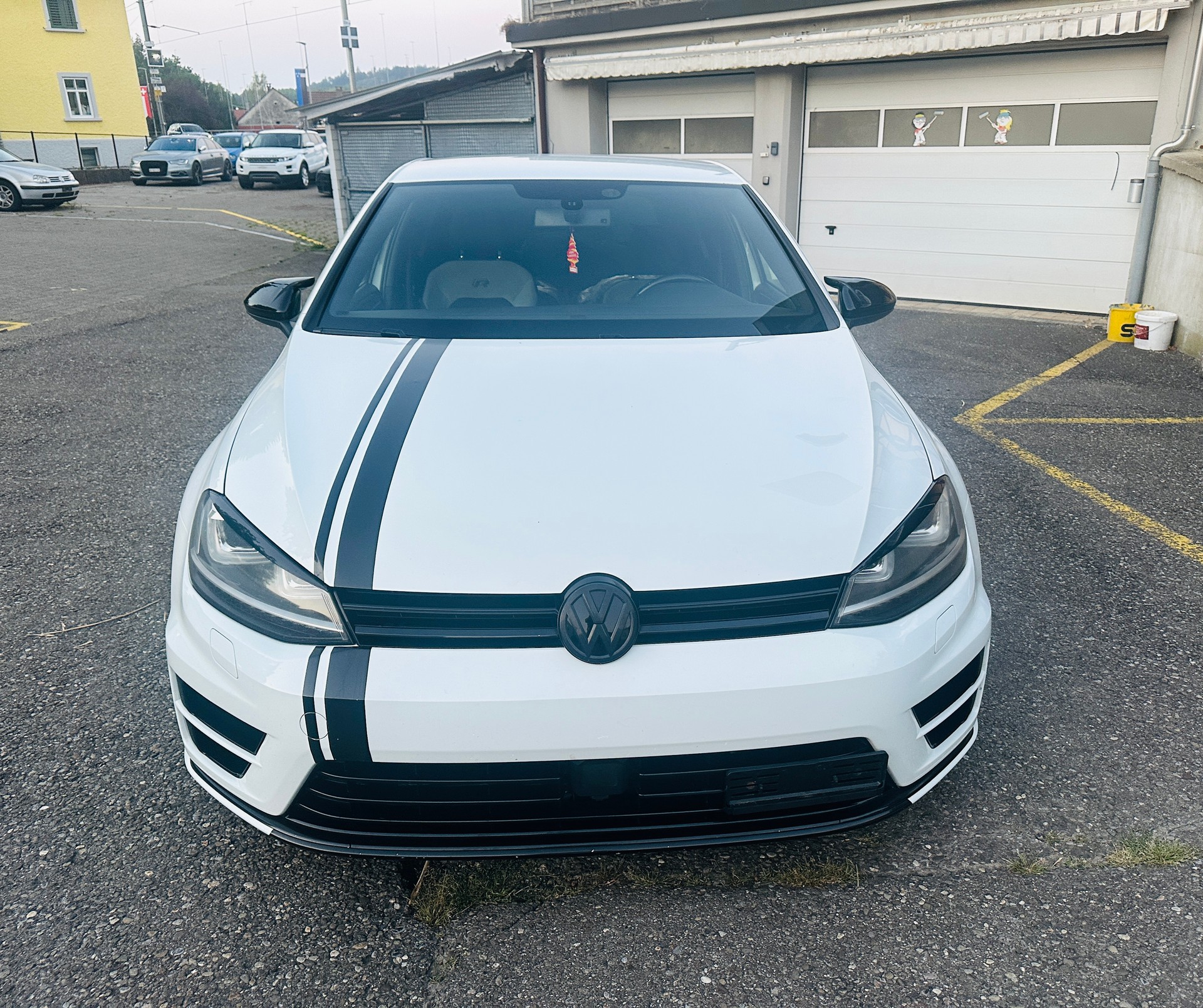 VW Golf 2.0 TSI R 4Motion DSG-image-0