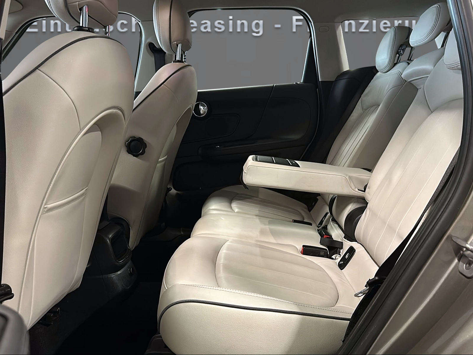 MINI Countryman Cooper ALL4 Steptronic-image-11