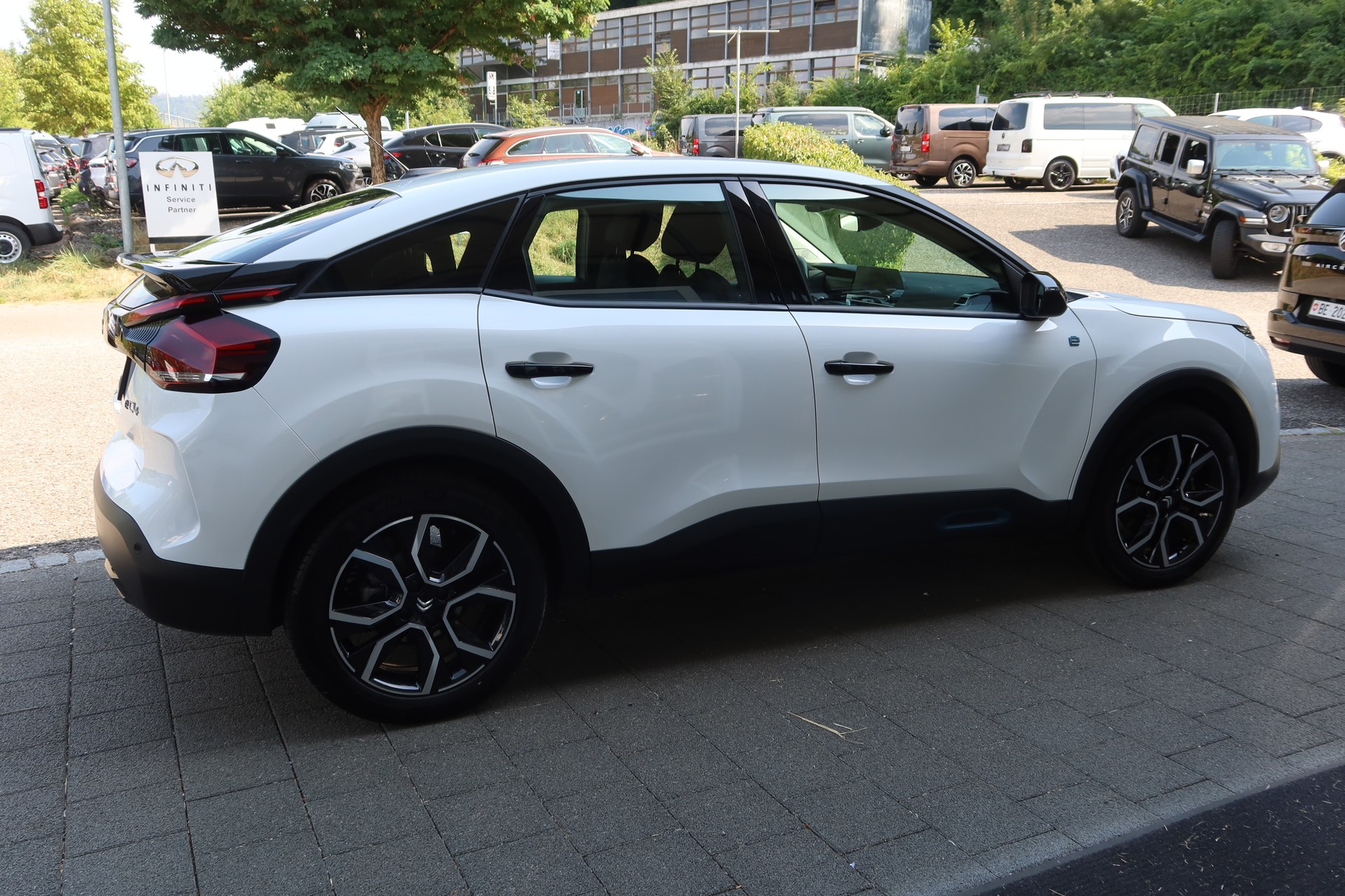 CITROEN C4 Electric Swiss Ed.-image-5