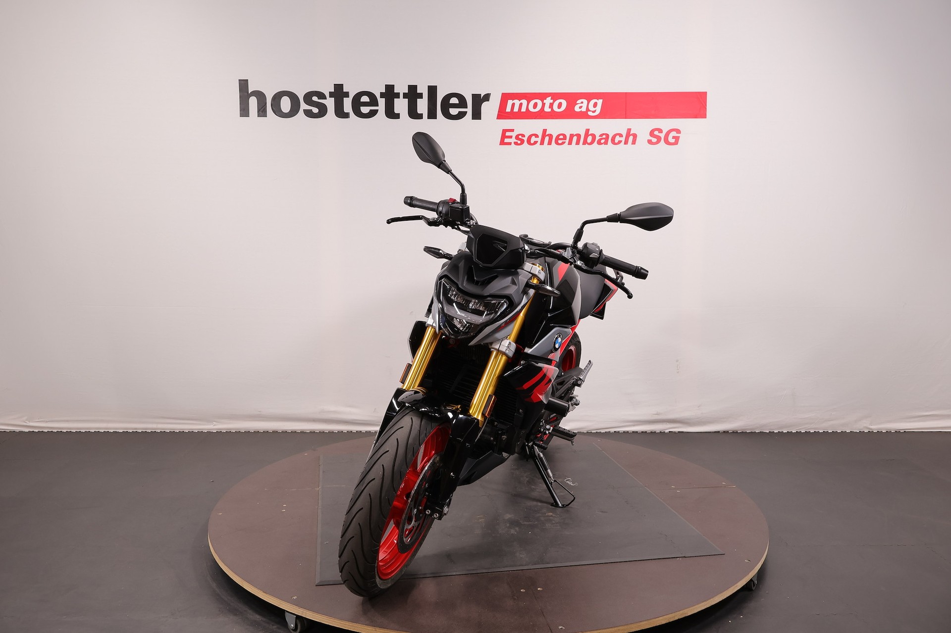BMW G 310 R-showroom-element-2