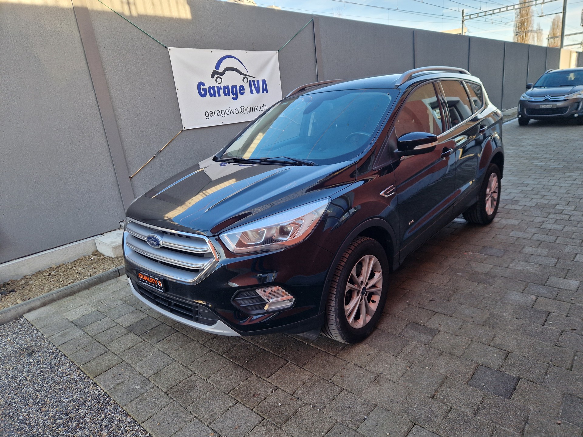 FORD Kuga 2.0 TDCi Titanium 4WD PowerShift-image-1