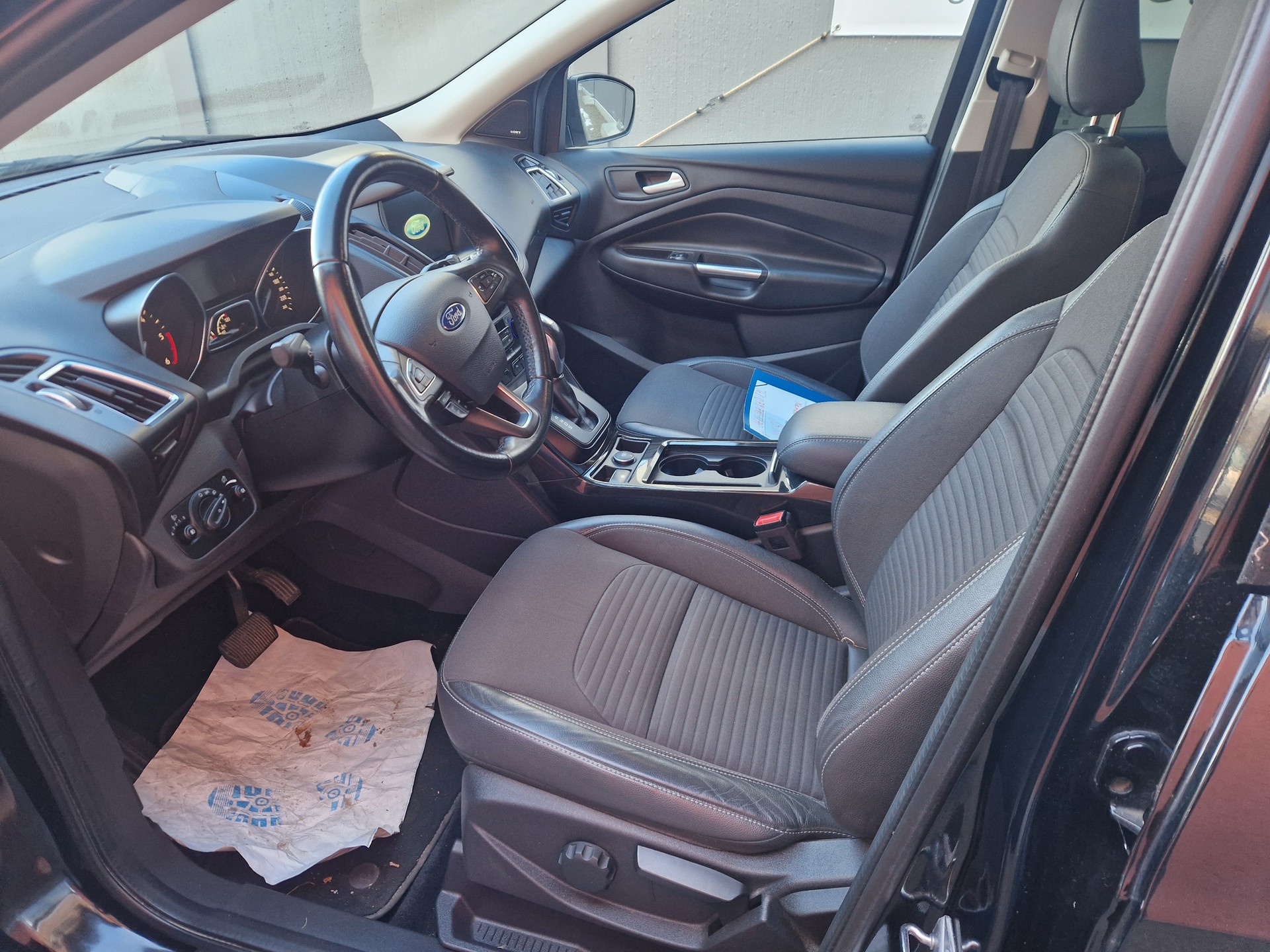 FORD Kuga 2.0 TDCi Titanium 4WD PowerShift-image-9
