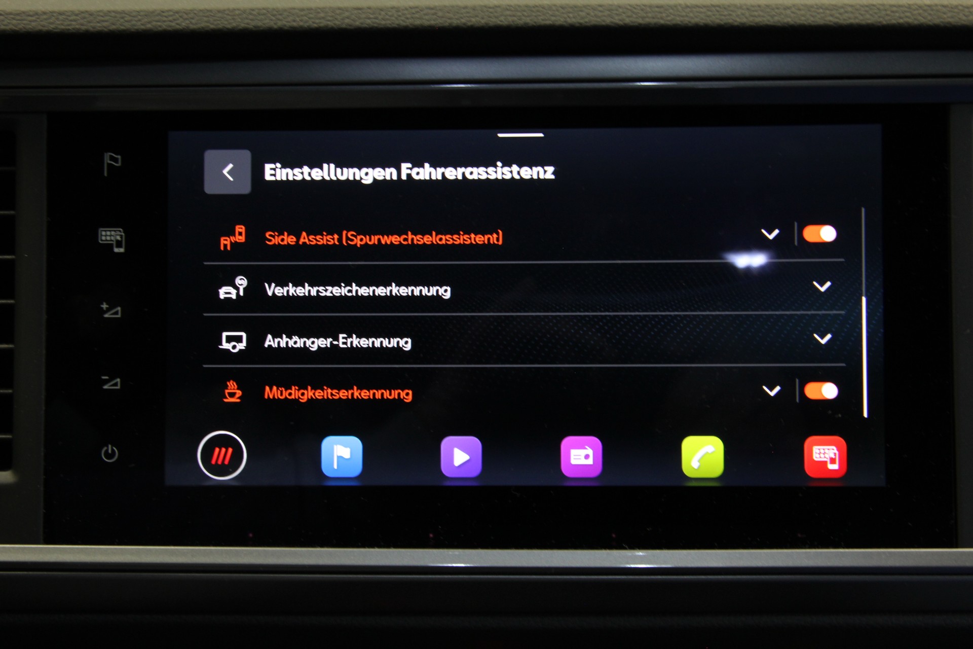 CUPRA Ateca 2.0TSI VZ 4Drive DSG *5.JAHRE-GARANTIE* **VOLL-AUSSTATTUNG** ANHÄNGERKUPPLUNG *PANORAMA* EL.SITZ *BEATS* 20"ZOLL-image-11