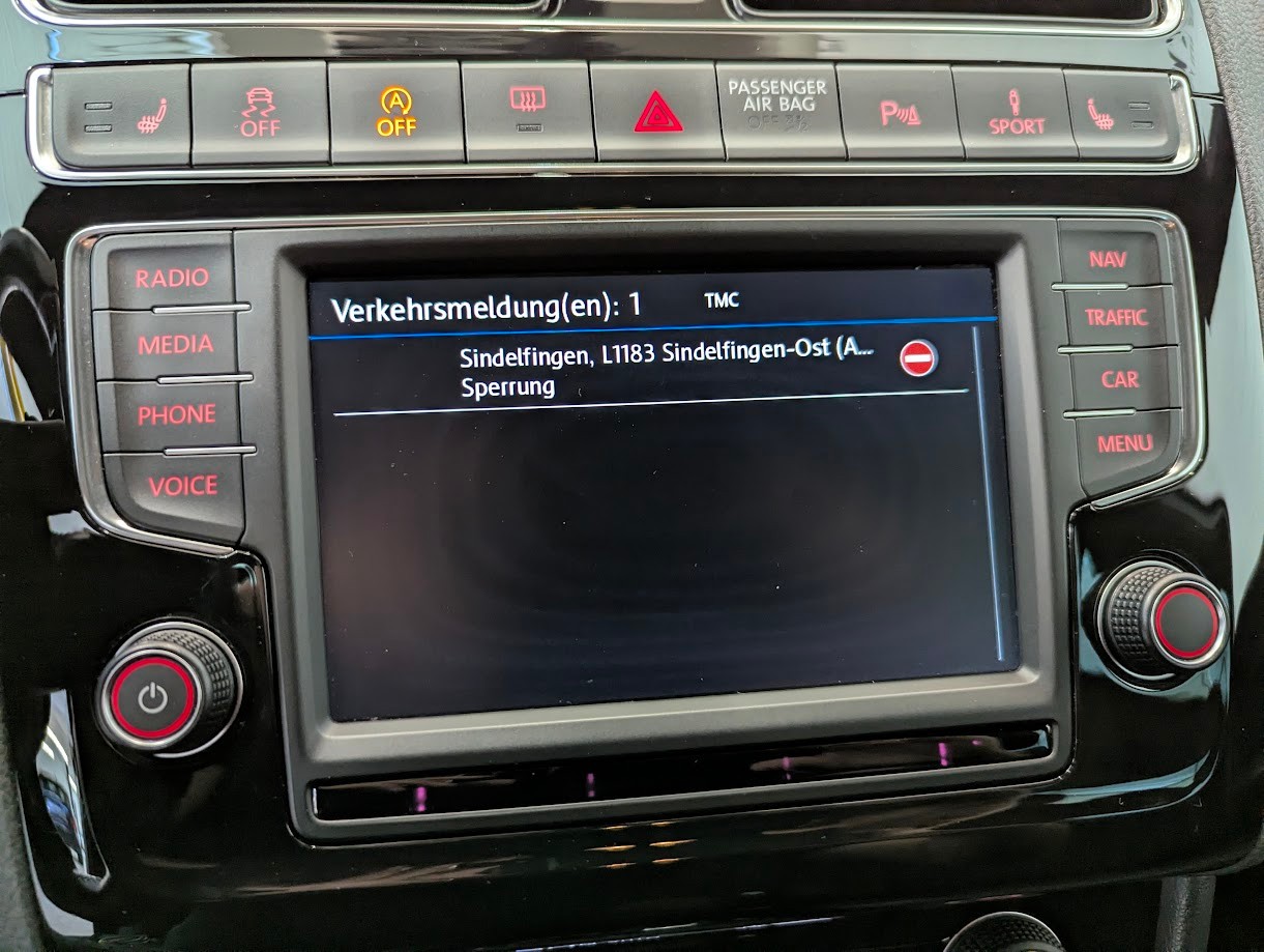 VW Polo 1.4 TSI BlueGT DSG*CH-AUTO 1.HAND MFK 26 XENON-LED PANO ALCANTARA NAVI CAM KLIMA ACC-TEMPOMAT*-image-16
